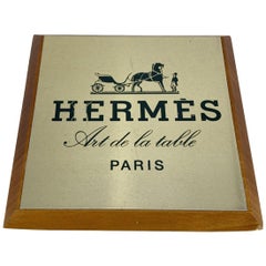 Assiette carrée Talker Hermès Art de la Table en bois vintage