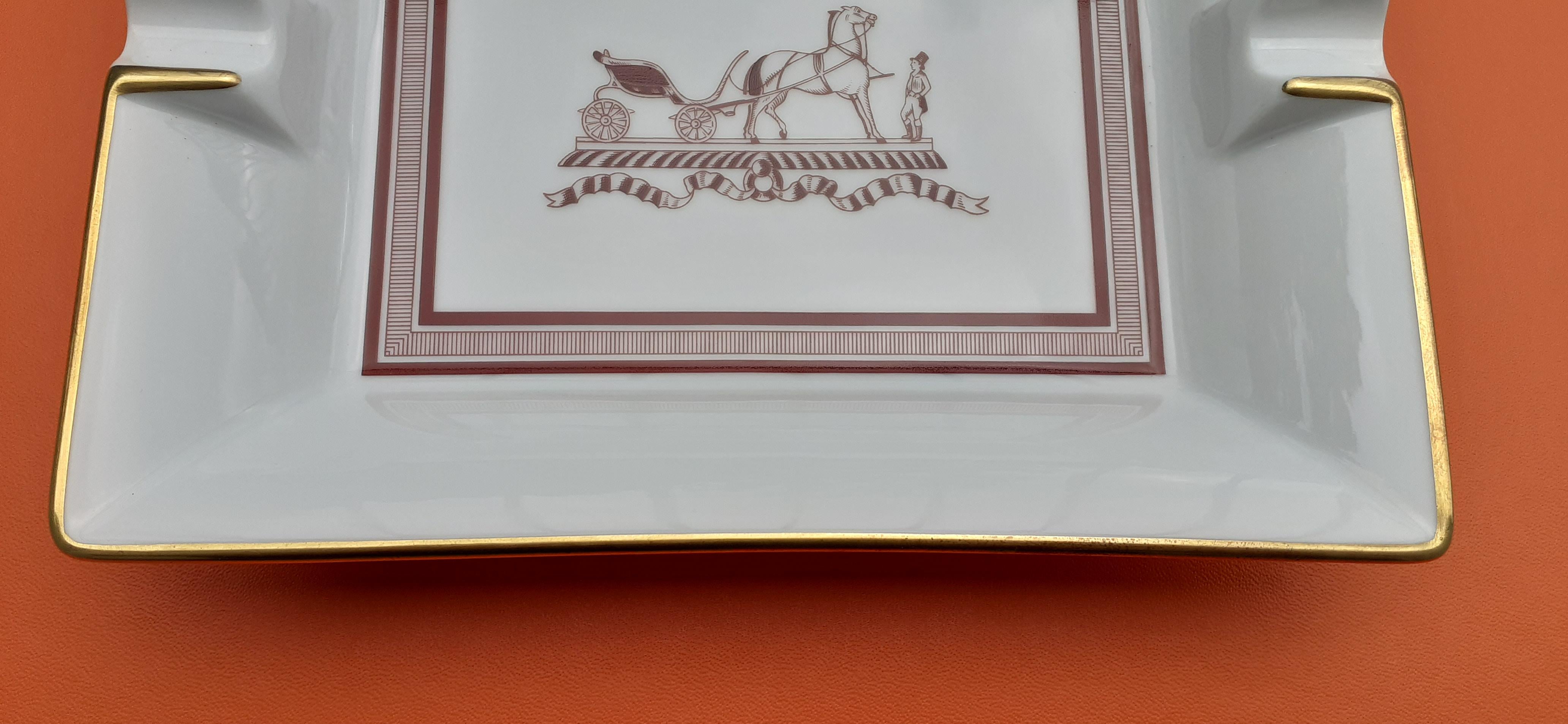 Women's or Men's Hermès Vintage Ashtray Change Tray Carriage Calèche Logo Print in Porcelain For Sale