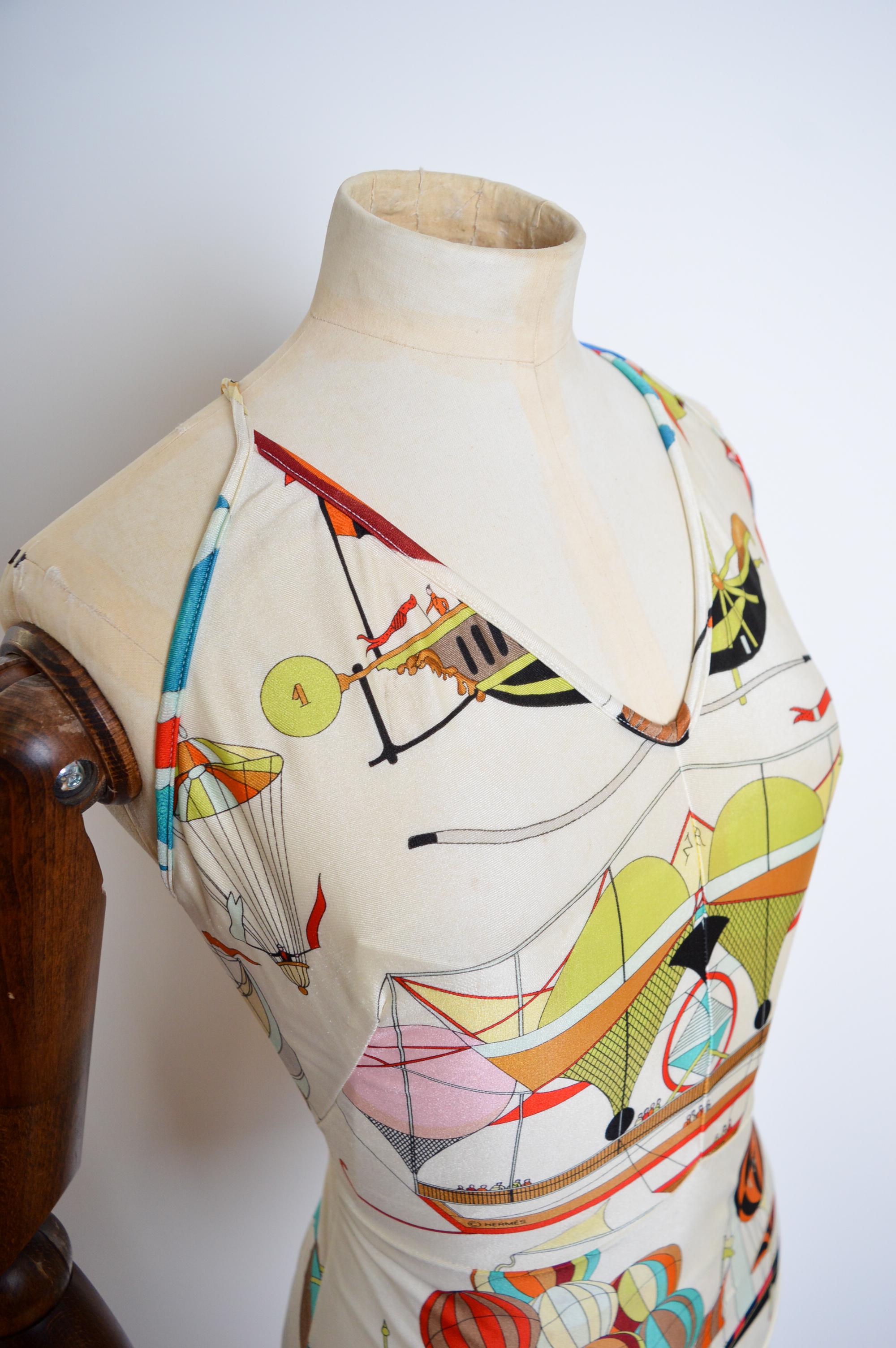 HERMÉS Vintage Bathing Suit - Swimming Costume Hot Air Balloon Patterned Print In Fair Condition For Sale In Sheffield, GB