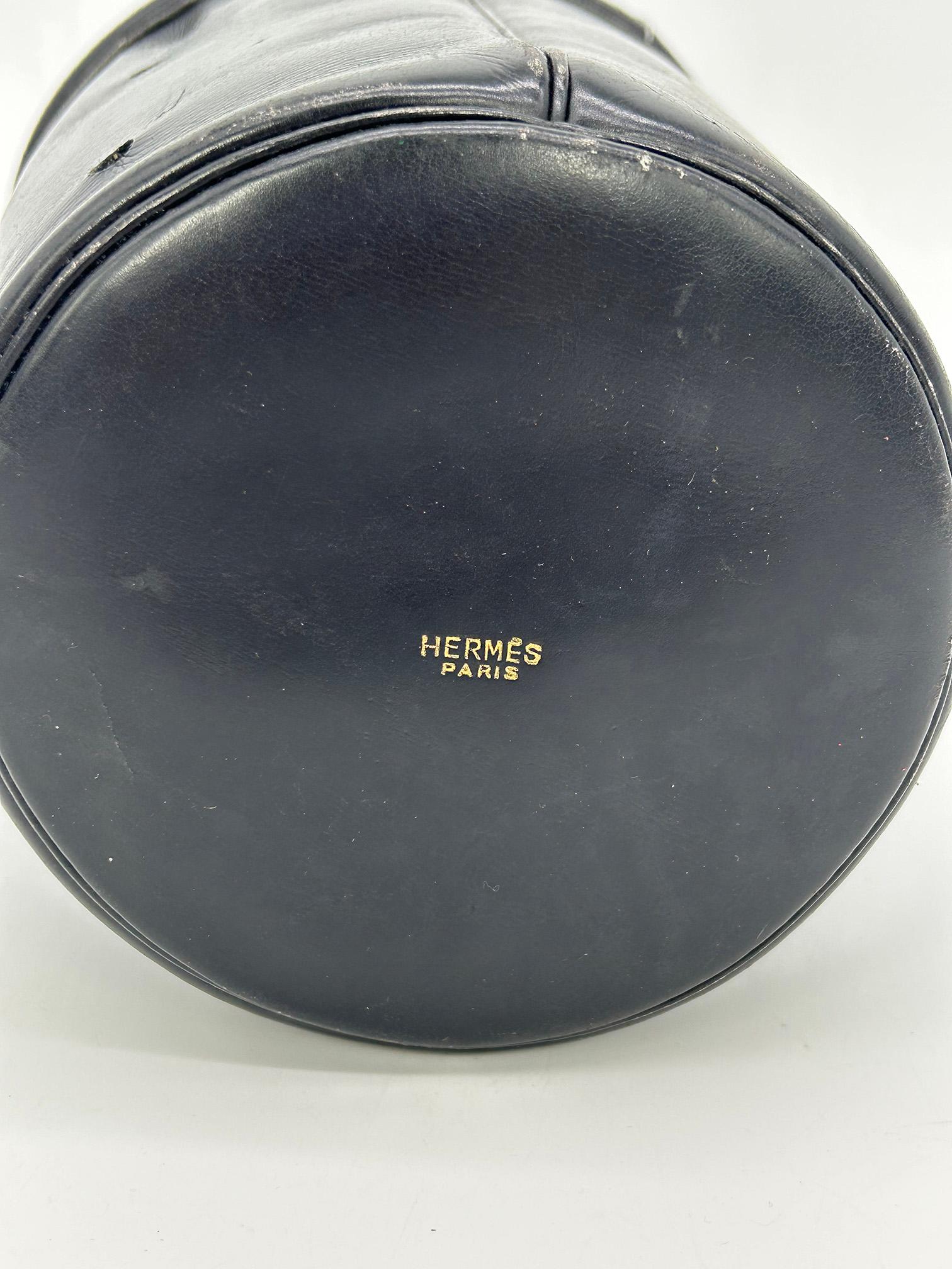 Hermes Vintage Black Box Calf Leather Mangeoire Bucket Bag For Sale 1