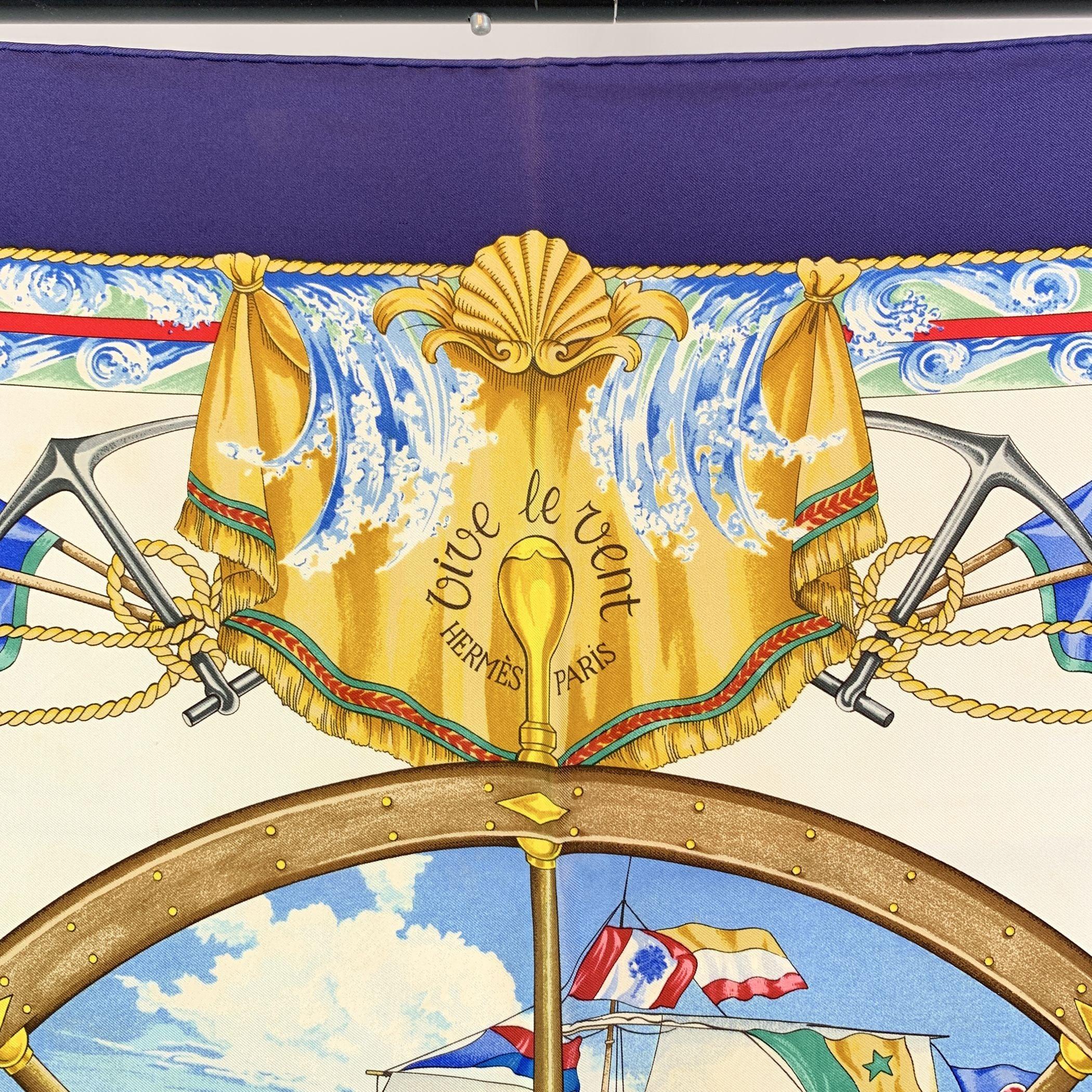 Hermes Vintage Sciarpa di seta blu Vives le Vent 1992 Toutsy Bourthoumieux In condizioni ottime in vendita a Rome, Rome