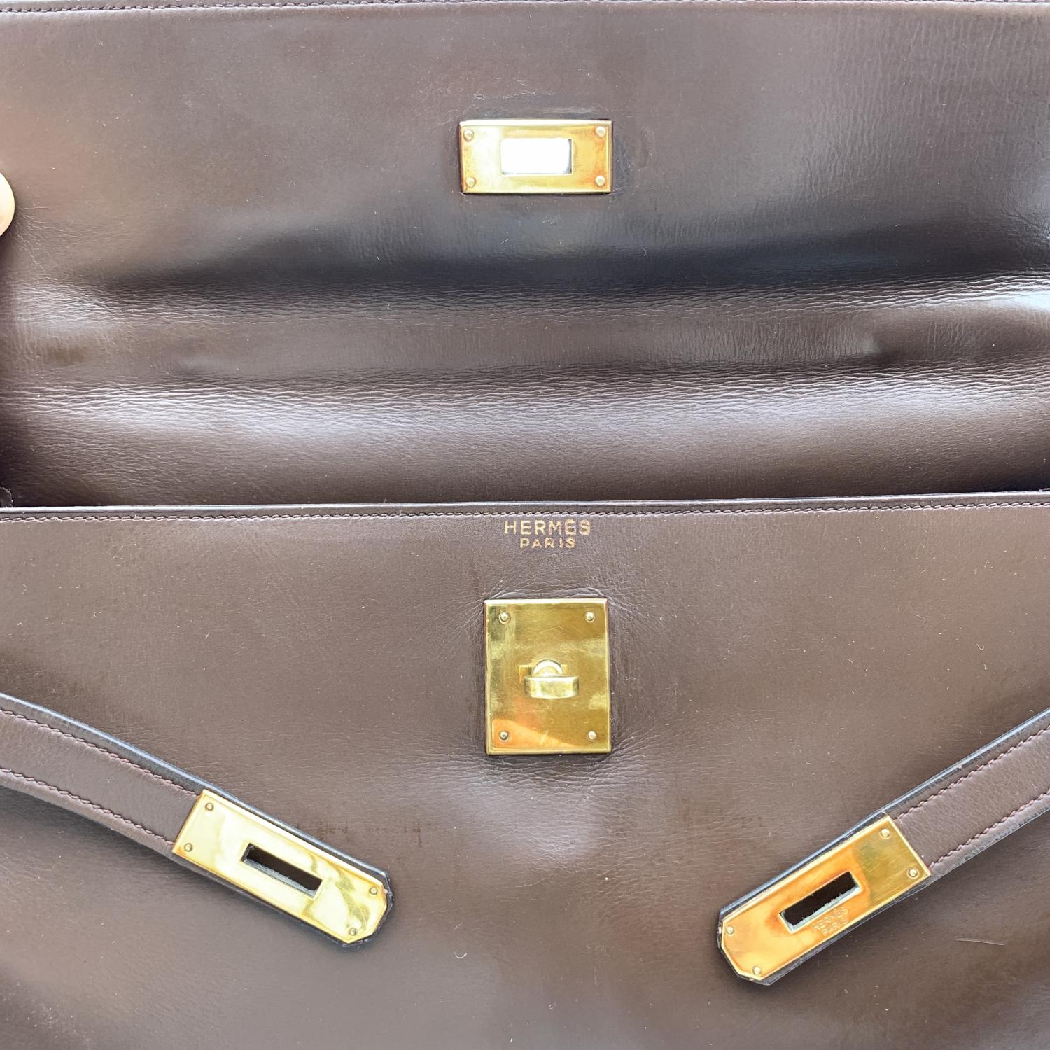 Hermes Vintage Brown Leather Kelly 35 Retourne Handbag Bag en vente 13