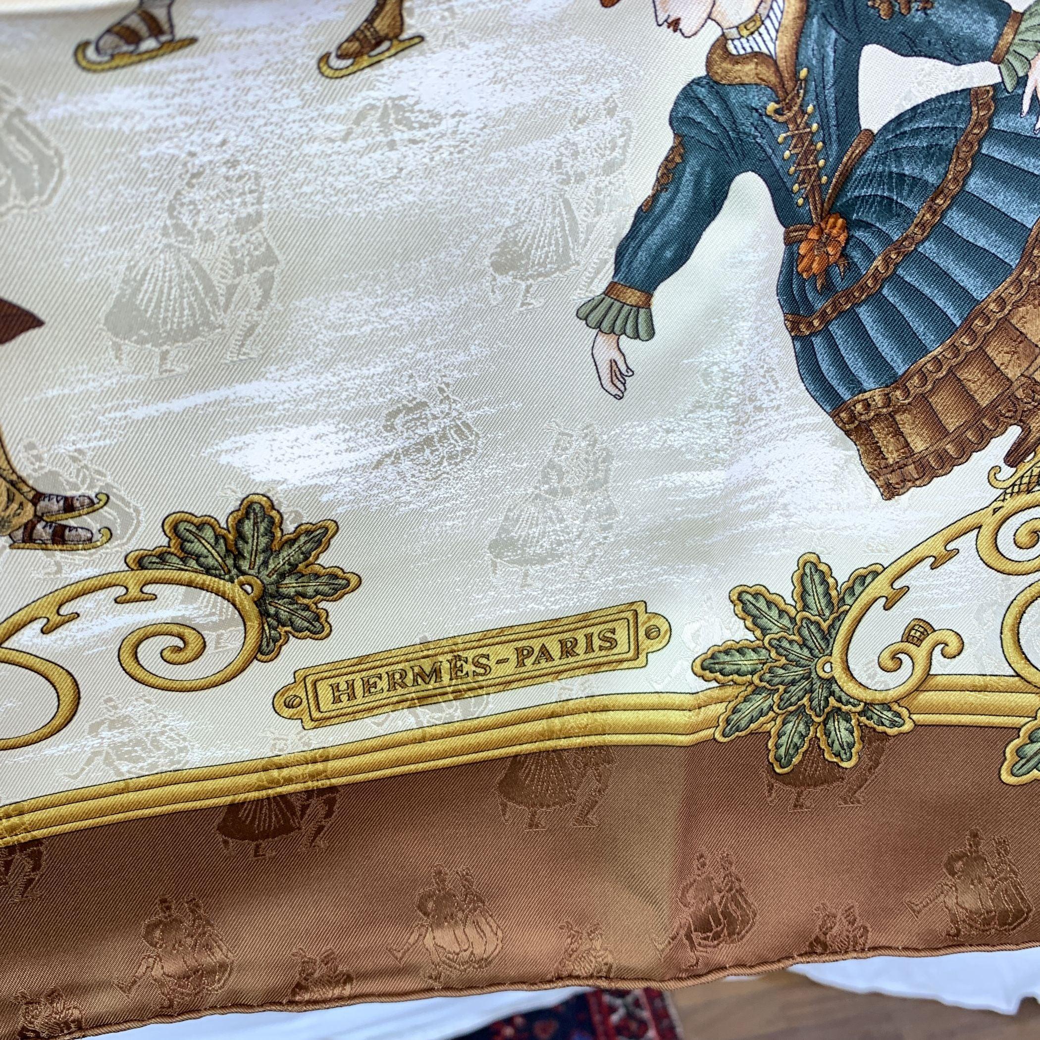 Hermes Vintage Sciarpa di seta marrone Joies d'Hiver 1992 Joachim Metz In condizioni ottime in vendita a Rome, Rome