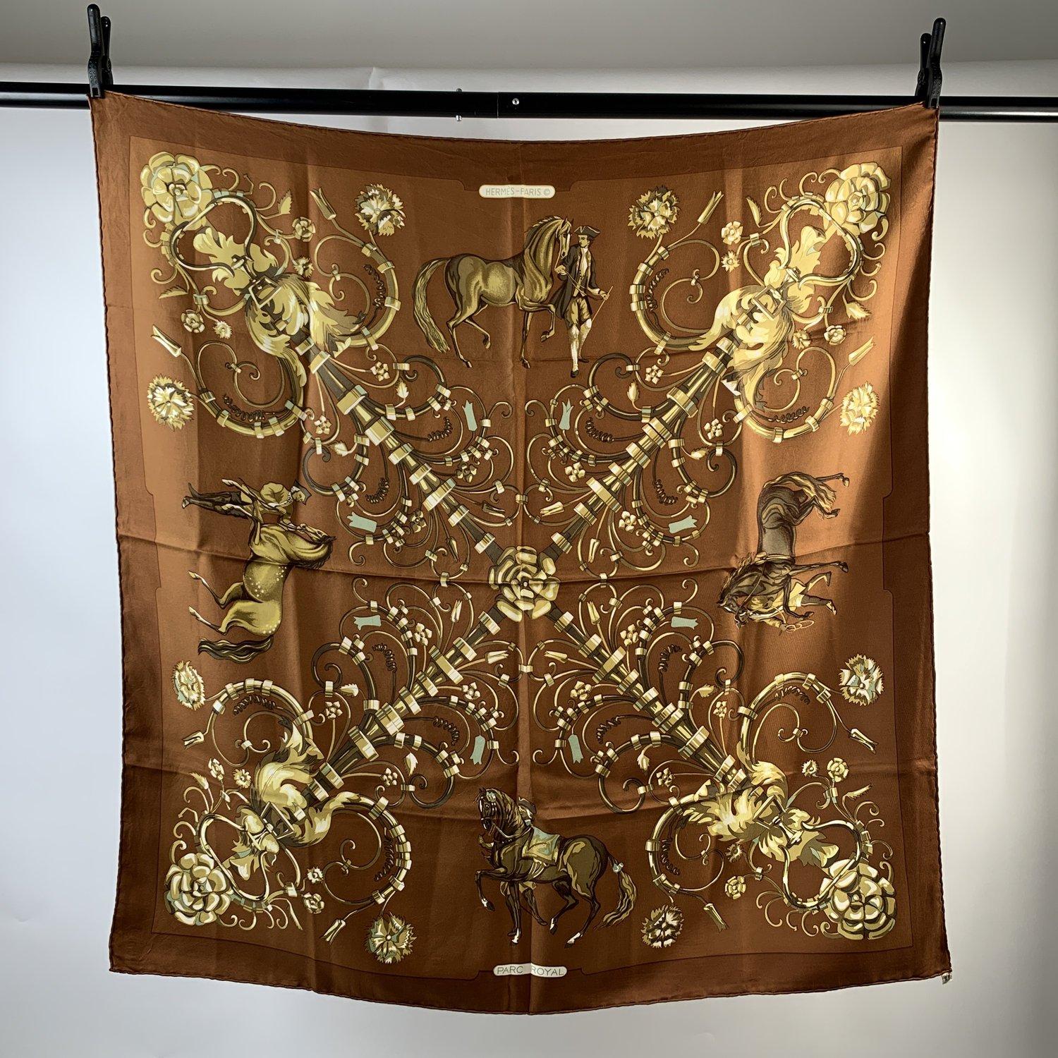 MATERIAL: Silk COLOR: Brown MODEL: Scarf GENDER: Women SIZE: 35 x 35 inches - 88,8 x 88, 8 cm Condition A :EXCELLENT CONDITION - Used once or twice.Imperceptible signs of wear may be present due to storage Measurements - Internal Ref: - 78465291-XX