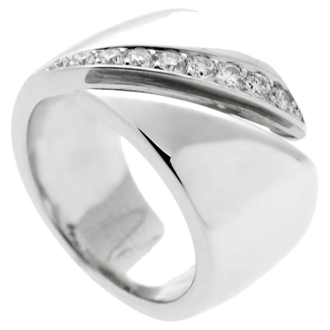 Bague de cocktail Hermes Vintage Bypass Diamond en or blanc 18k en vente