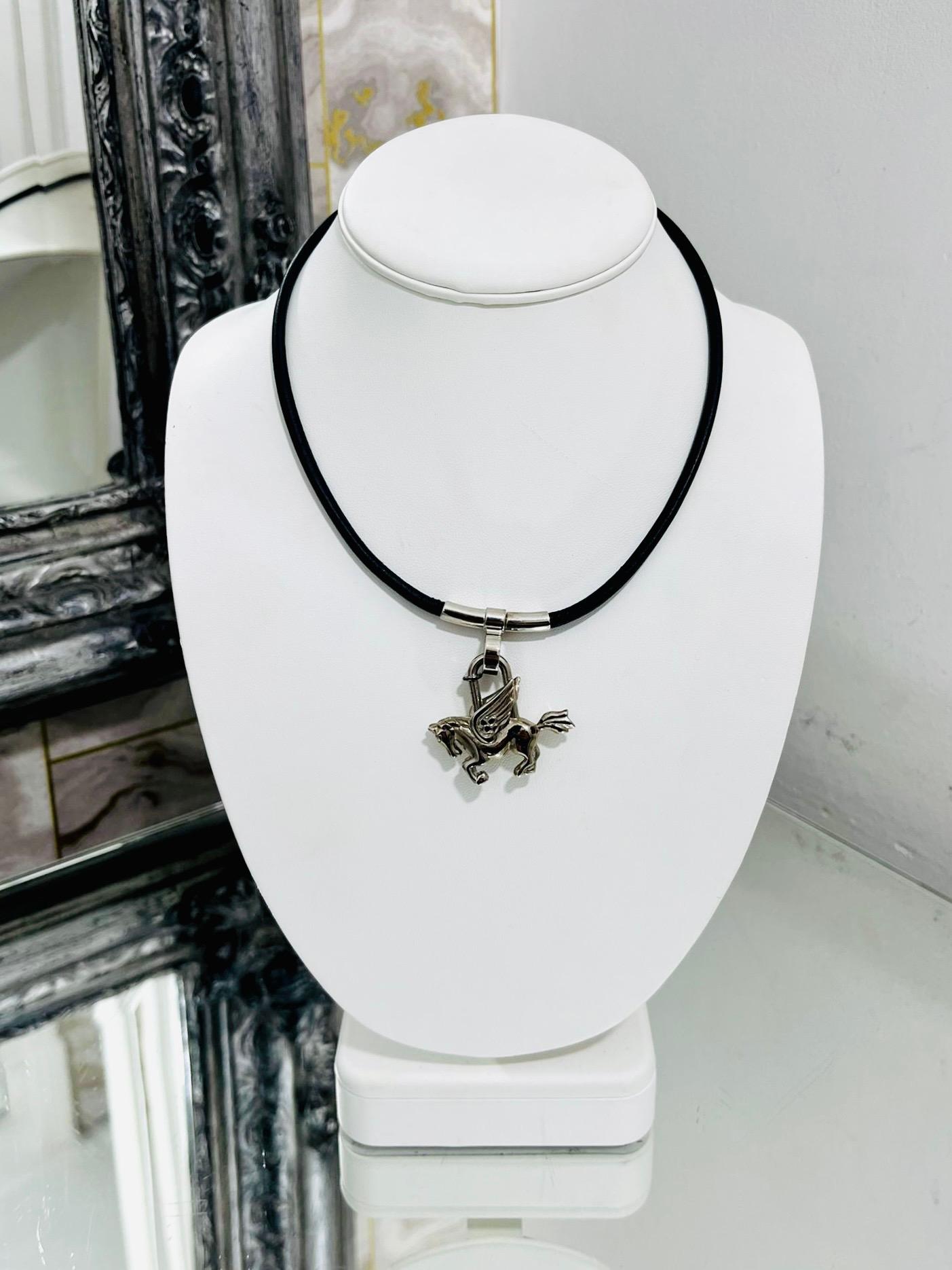 Women's Hermes Vintage Cadena Pegasus Necklace For Sale