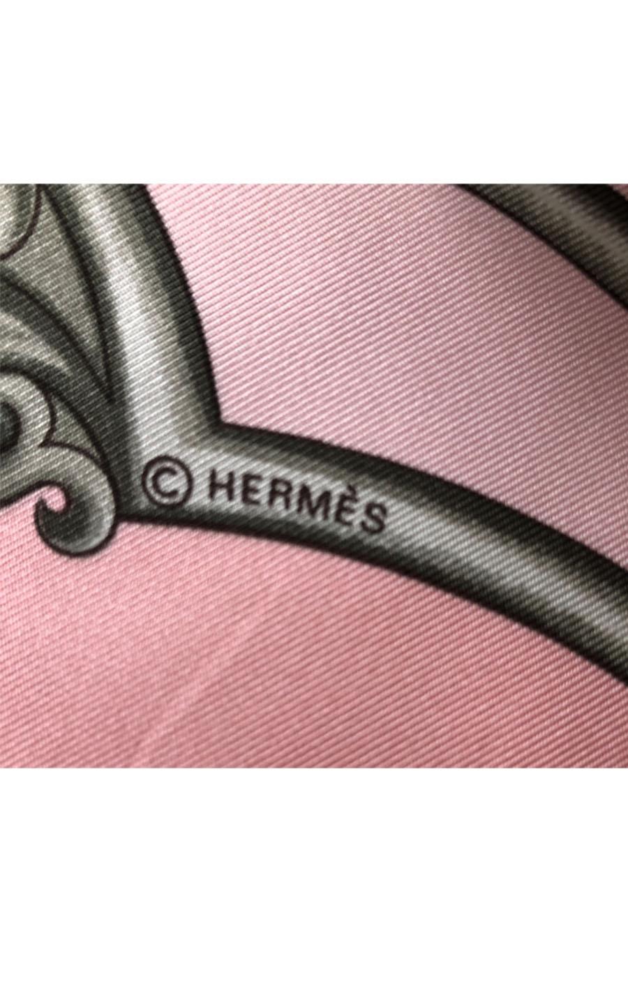 Hermès Vintage Carré “Les chevaux des moghols