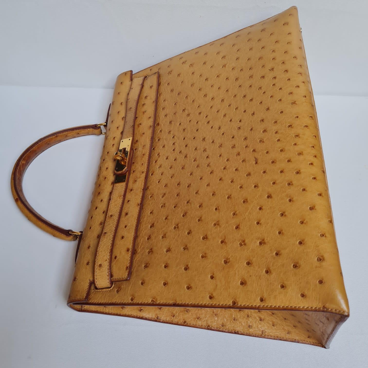 Hermes Vintage Chestnut Brown Ostrich Kelly 35 Bag 6