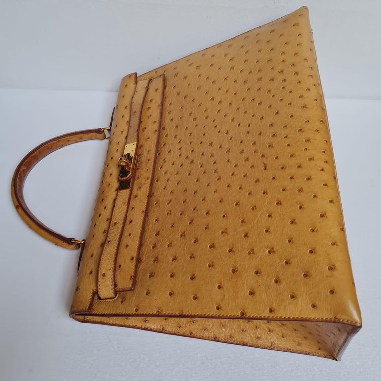 Kelly 35 ostrich handbag Hermès Brown in Ostrich - 8123491
