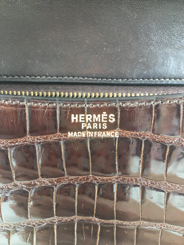 Hermes vintage Constance 23 in brown crocodile For Sale 1