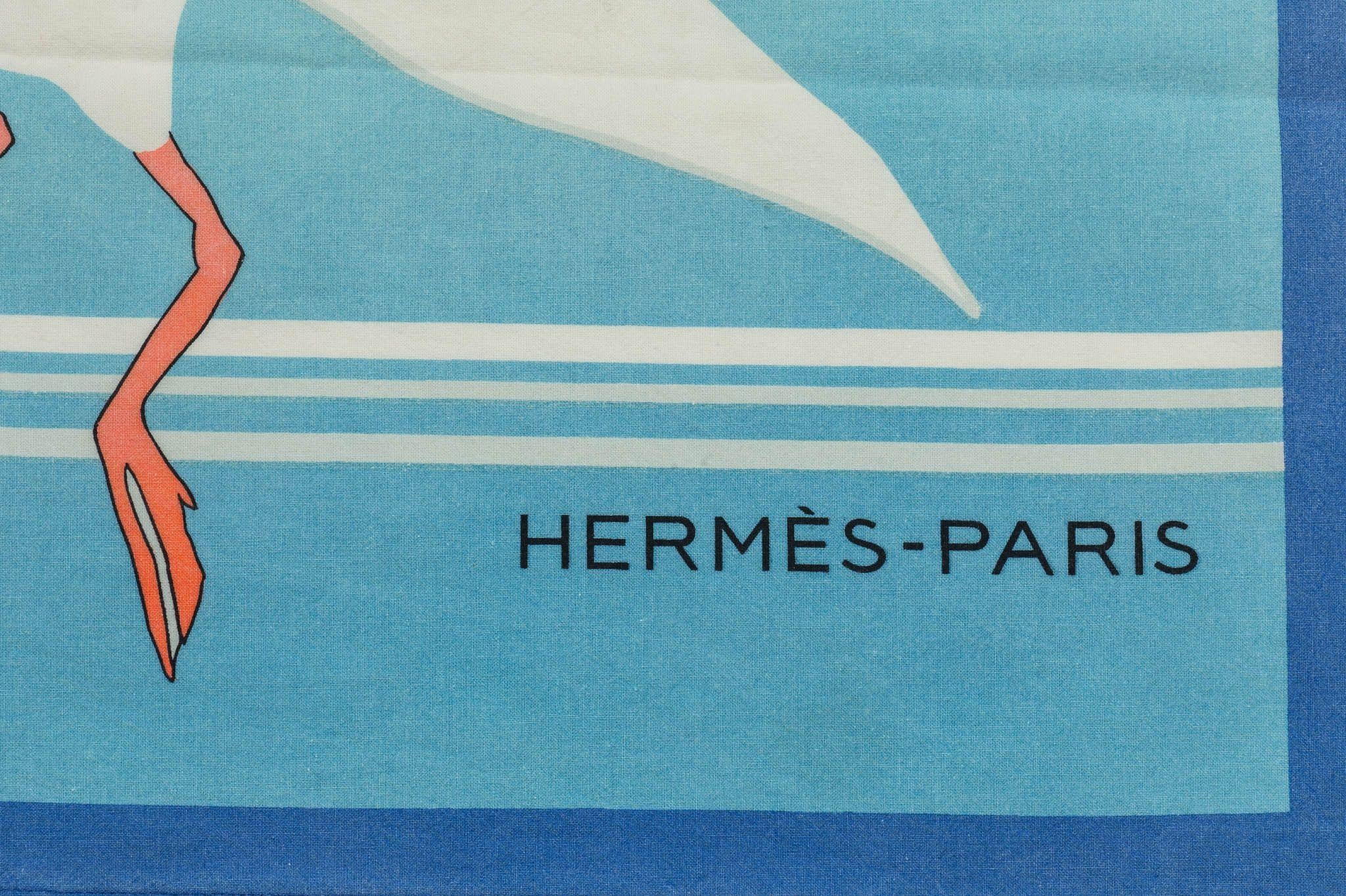 Women's or Men's Hermès Vintage Cotton Seagulls Sarongs For Sale