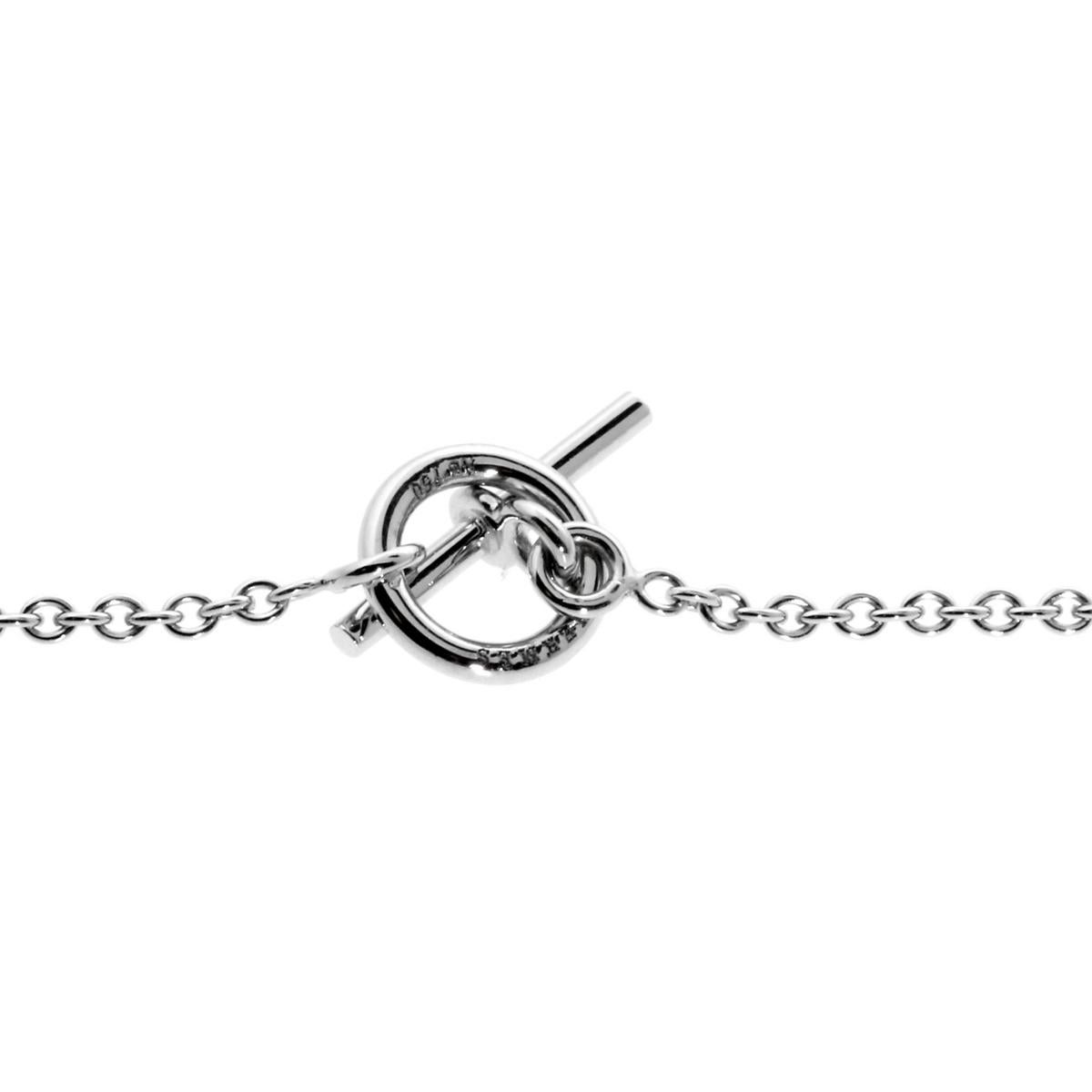 Collana Hermes Vintage in oro bianco con diamanti H. H. In condizioni ottime in vendita a Feasterville, PA