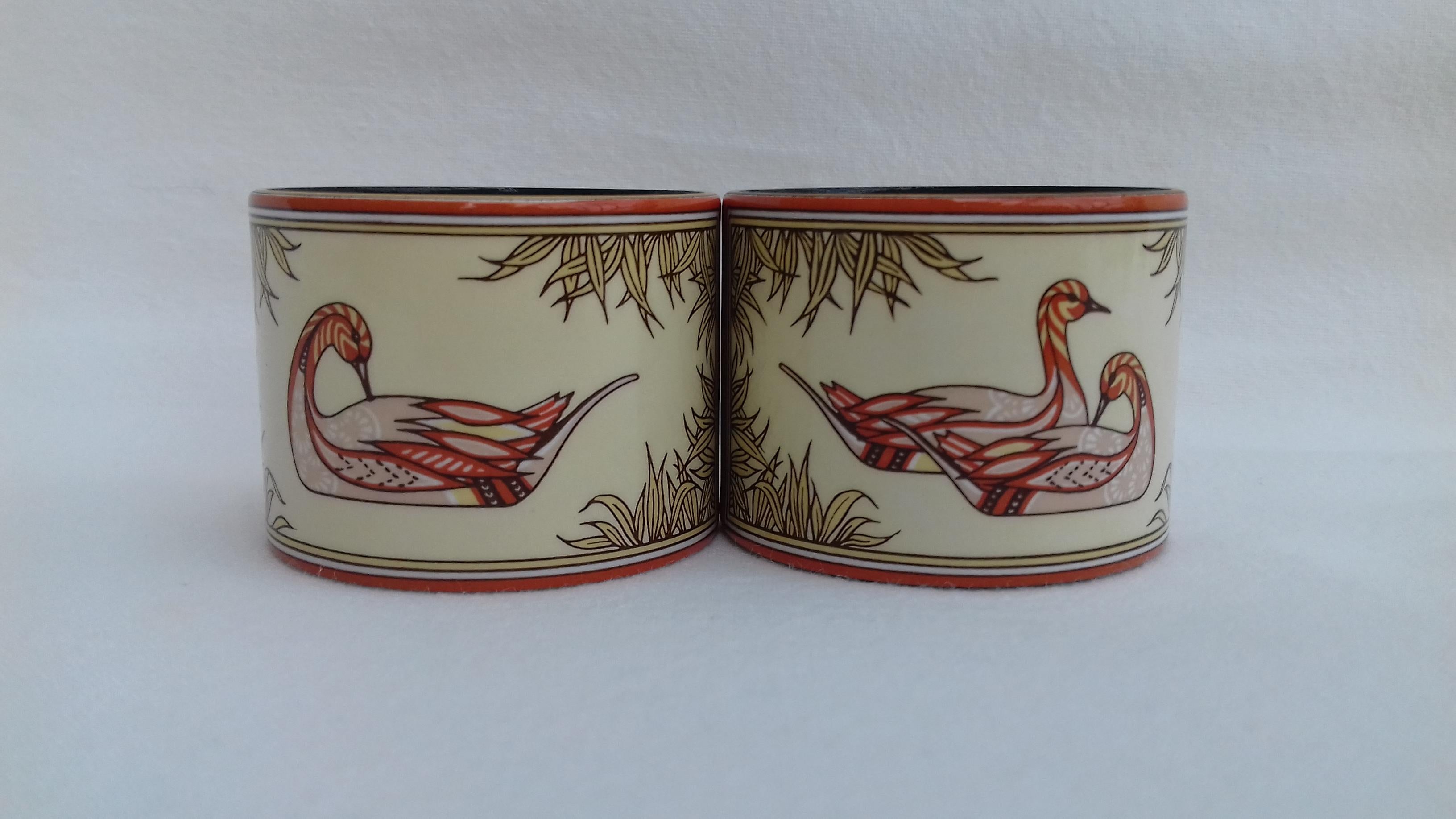 Brown Hermès Vintage Duck Pattern Enamel Printed Napkin Rings Holders SUPER RARE