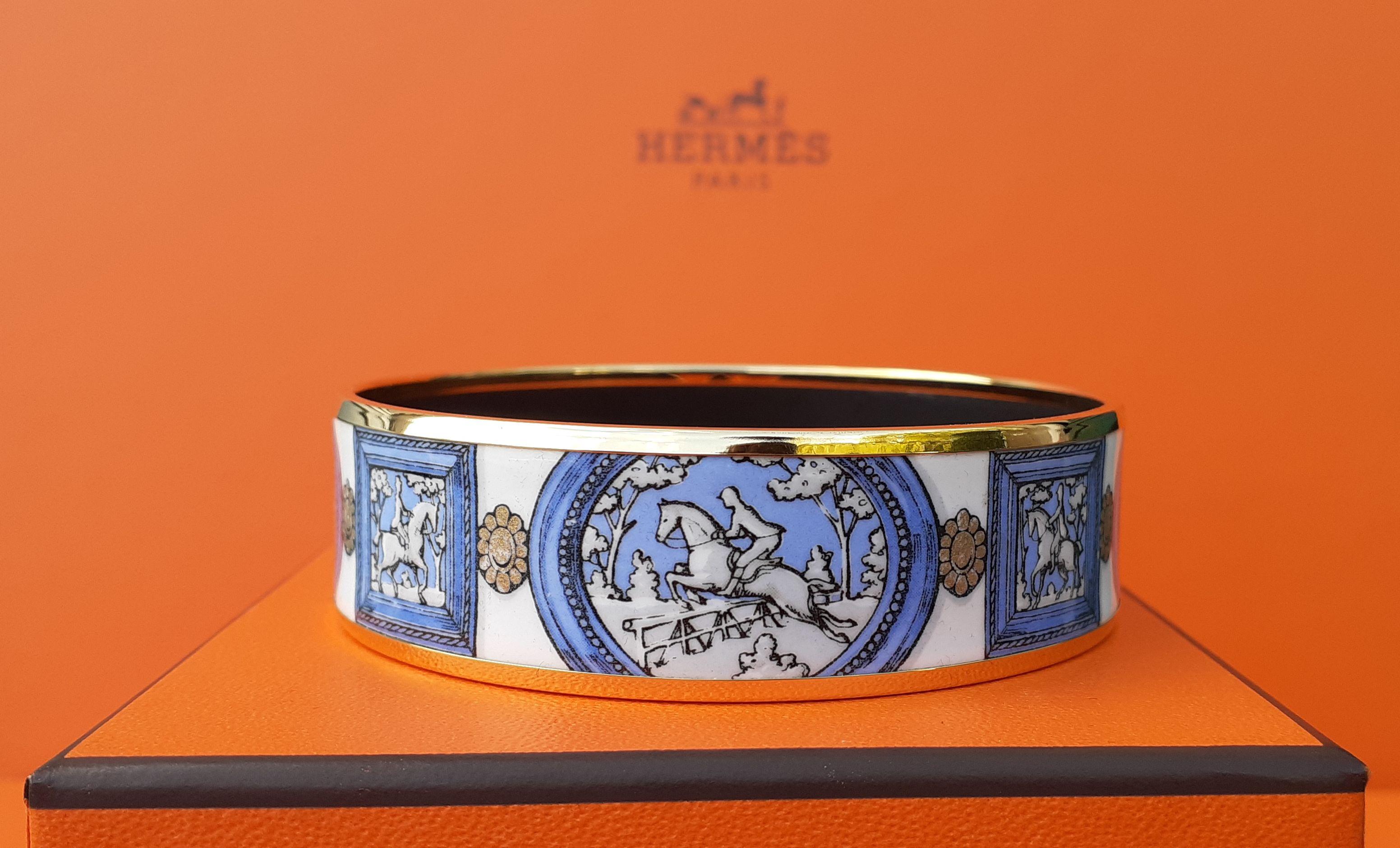 Absolutely Gorgeous Authentic Vintage Hermès Bracelet

Pattern: 