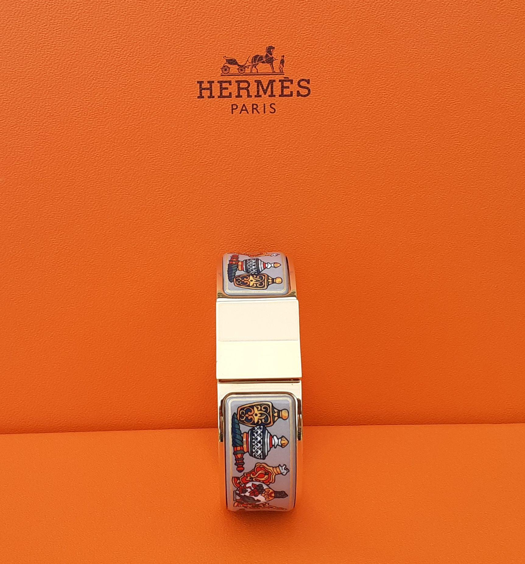 Hermès Vintage Emaille Clic Clac Armband Flacon Gold Hdw Größe GM Damen im Angebot