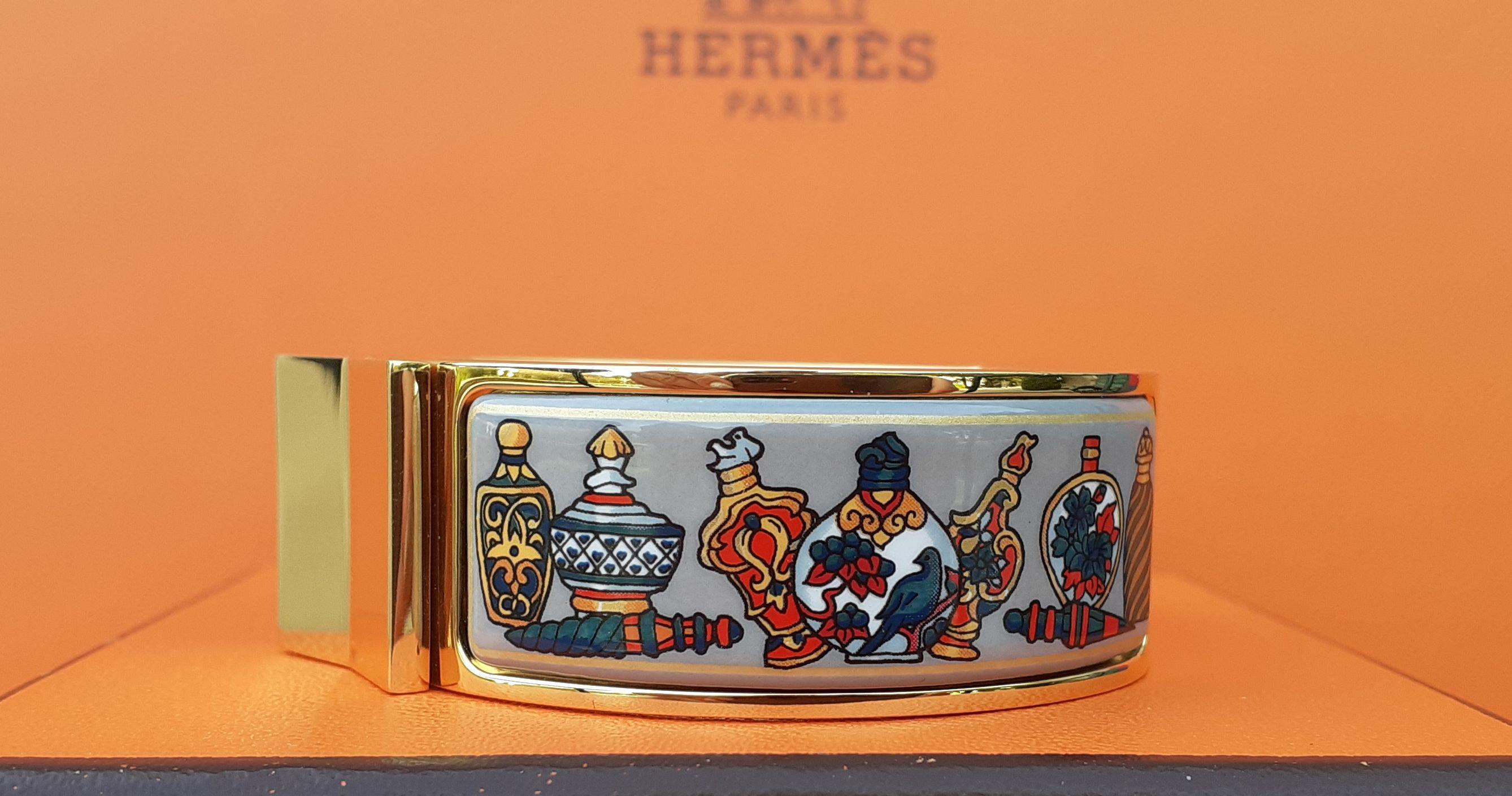 Hermès Vintage Enamel Clic Clac Bracelet Flacon Gold Hdw Size GM For Sale 2