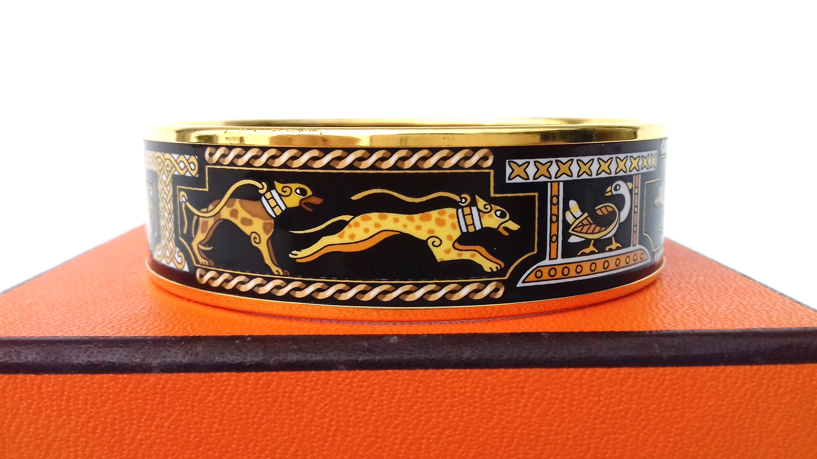 Hermès Vintage Enamel Printed Bracelet Greyhound Dogs Levriers Ghw Size 65 7