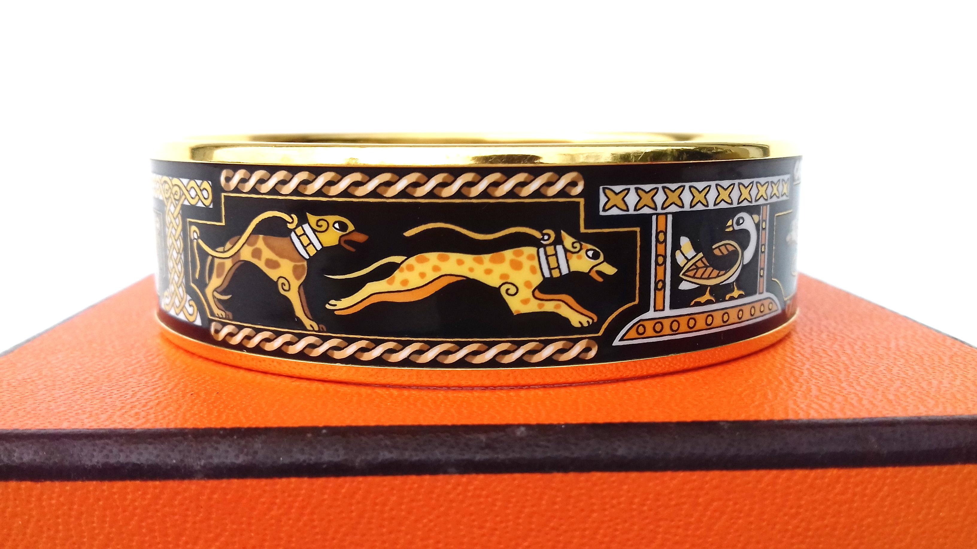 Hermès Vintage Enamel Printed Bracelet Greyhound Dogs Levriers Ghw Size 65 4