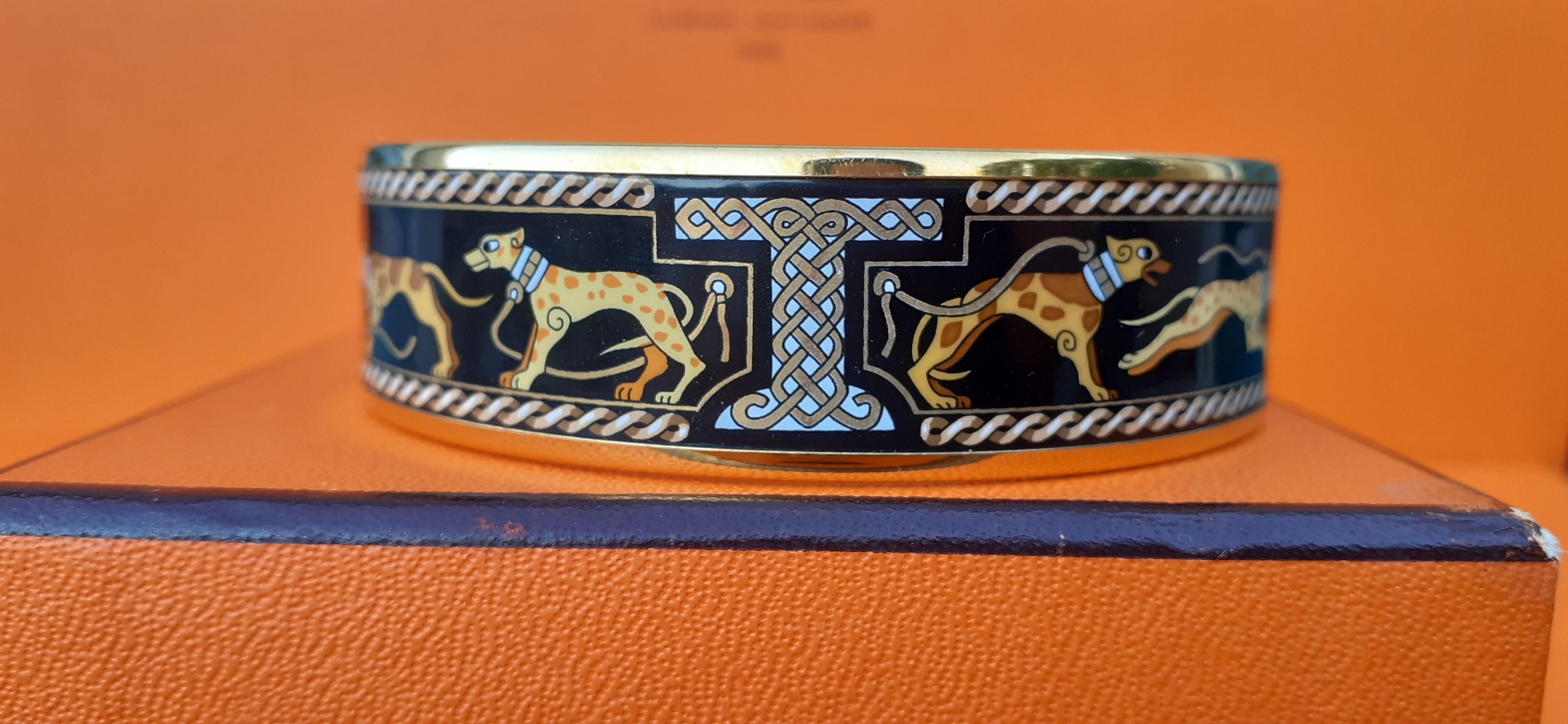 Hermès Vintage Enamel Printed Bracelet Greyhound Dogs Levriers Ghw Size 70 GM 2