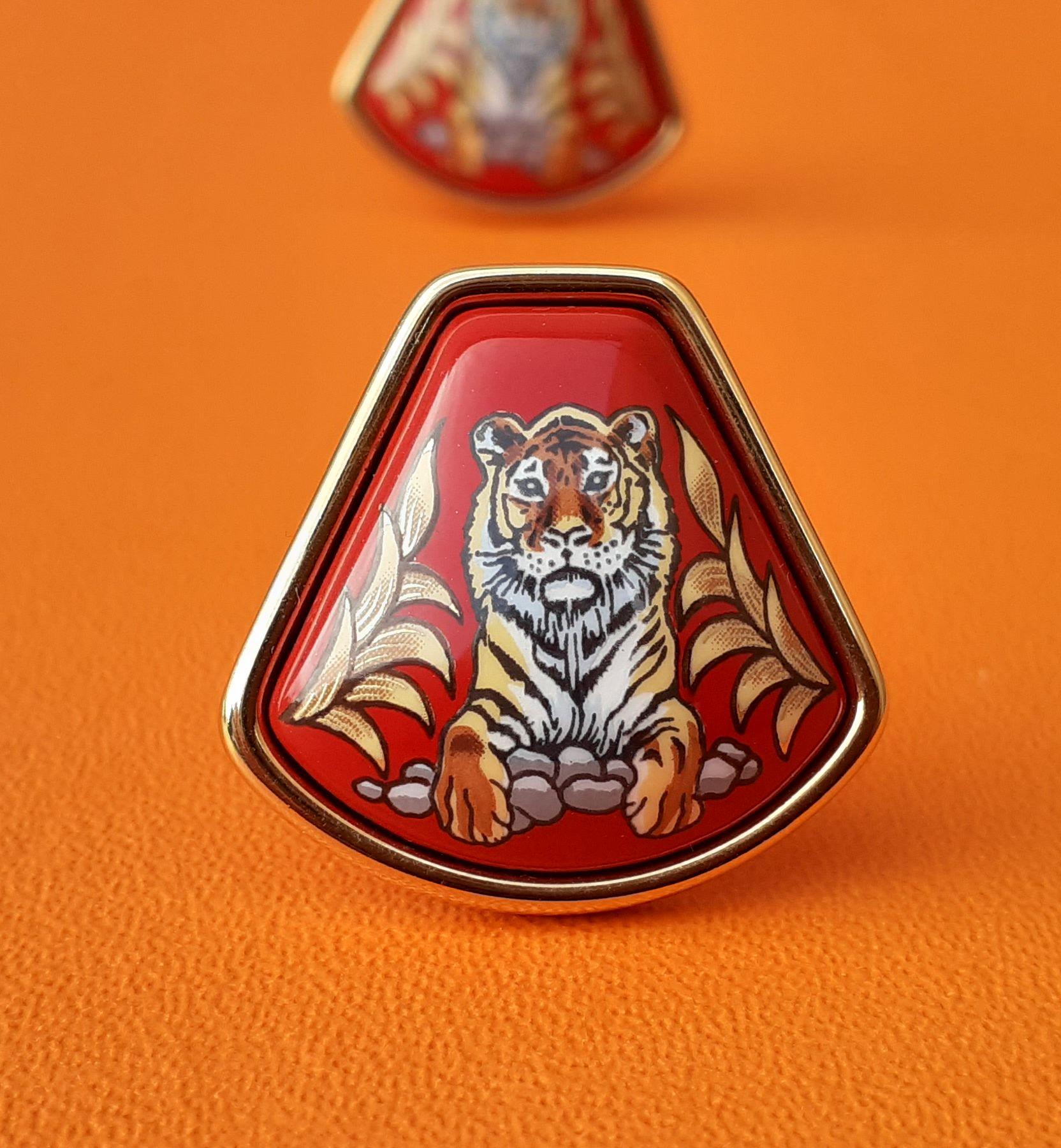 tiger clip on earrings