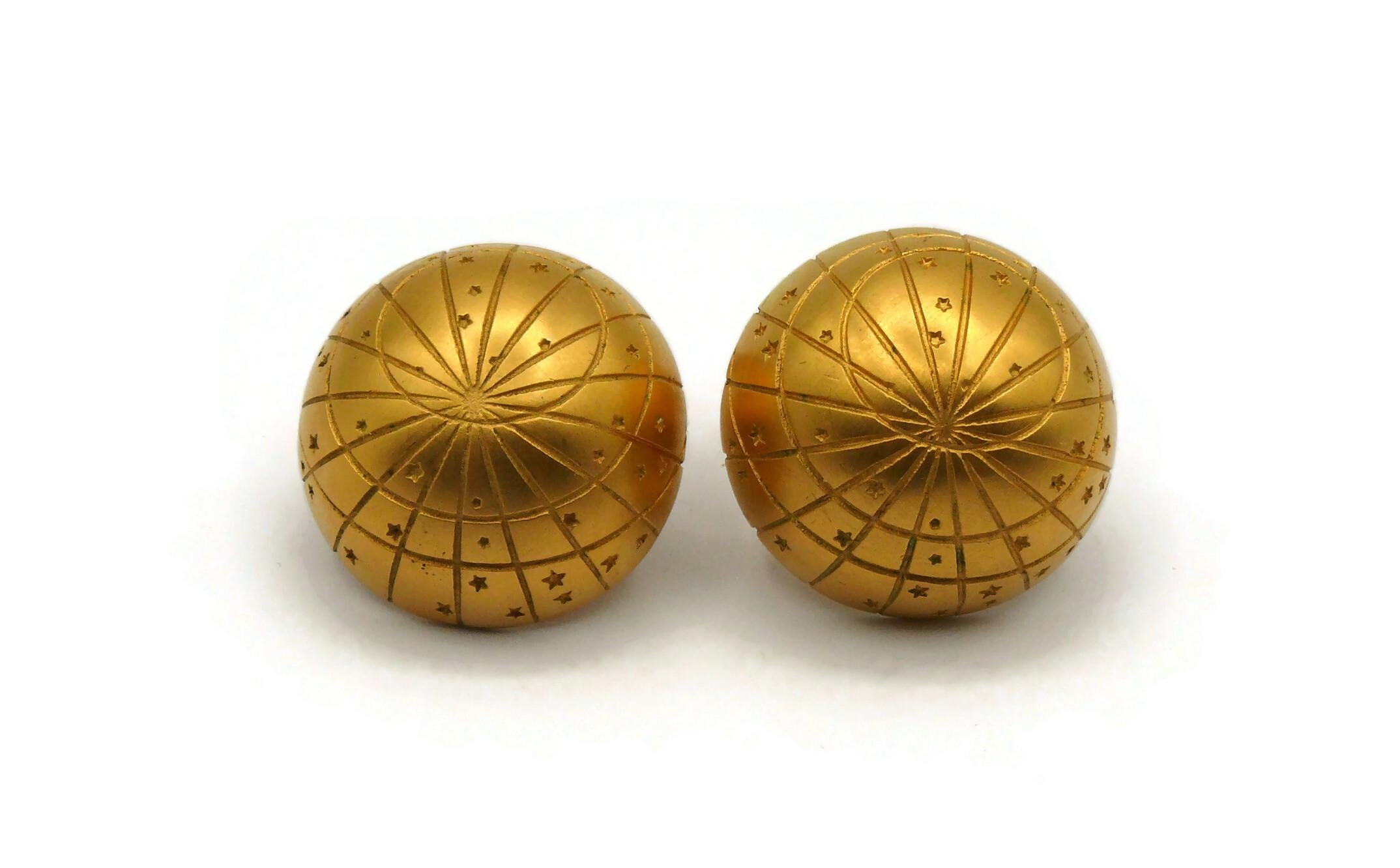 Women's HERMES Vintage Gold Tone Celestial Dome Clip On Earrings For Sale