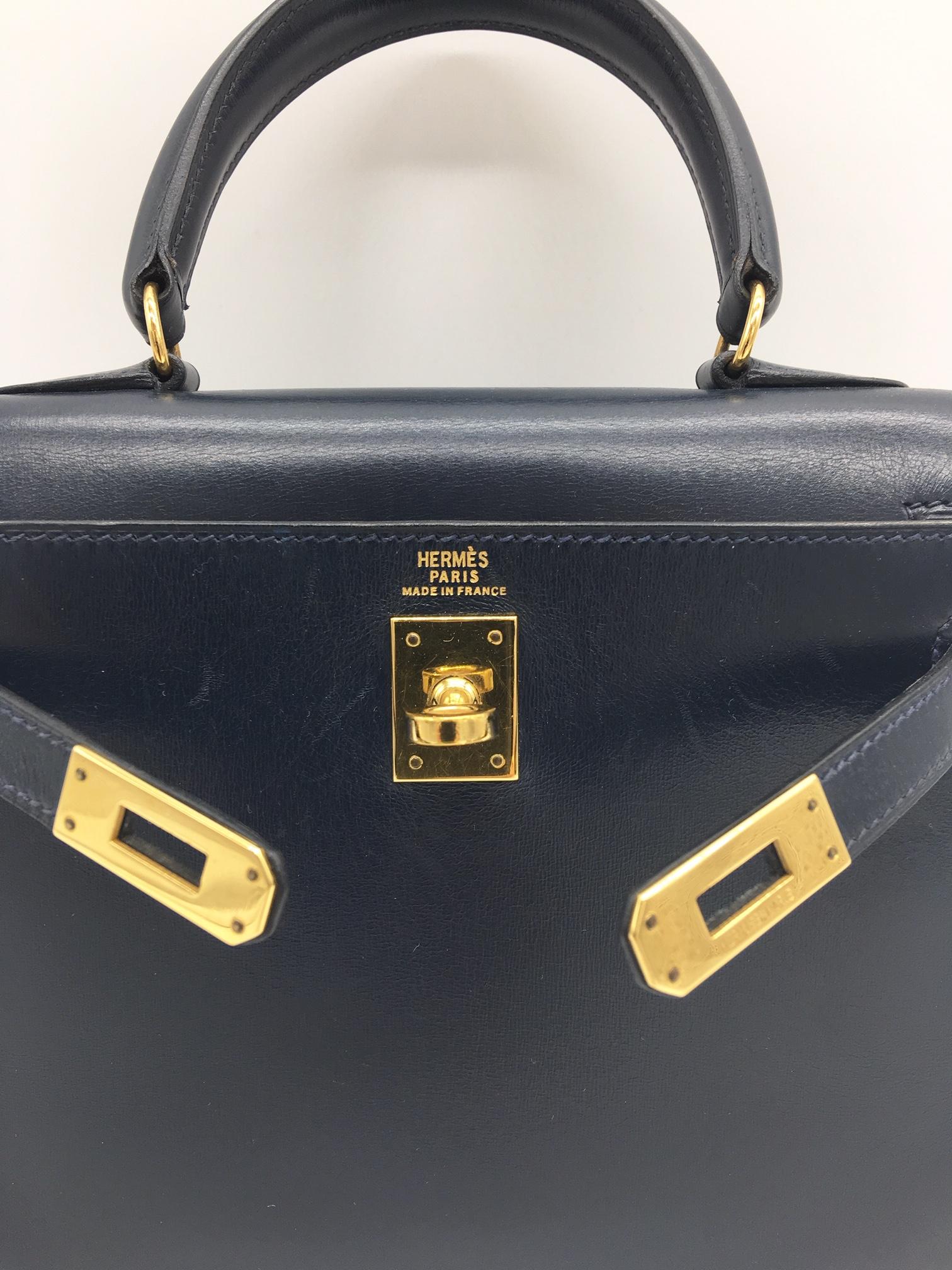 Hermes vintage Kelly 20cm Blue in Box leather In Good Condition For Sale In London, GB