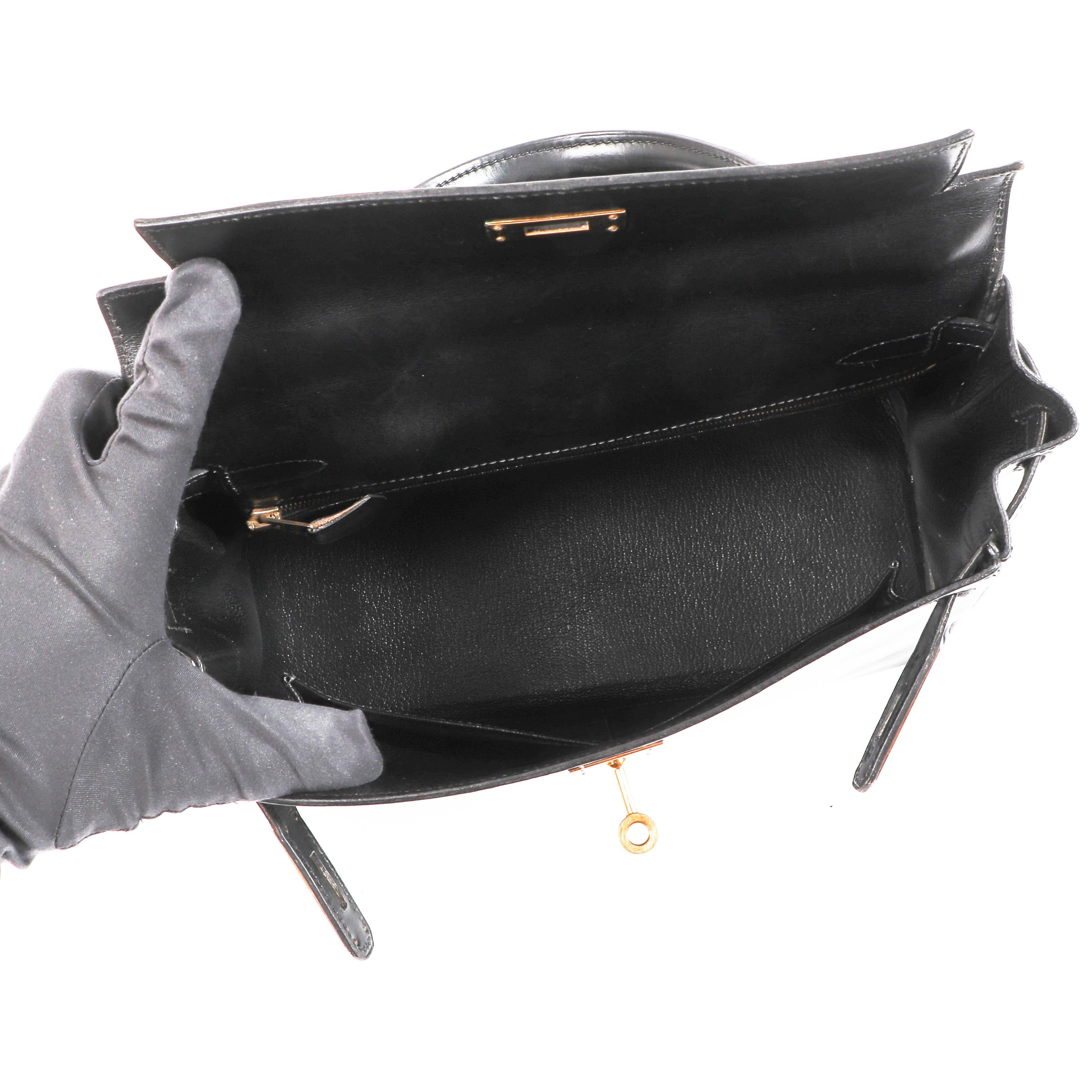 Hermès Vintage Kelly 28 Black Box GHW In Excellent Condition In Antwerp, BE