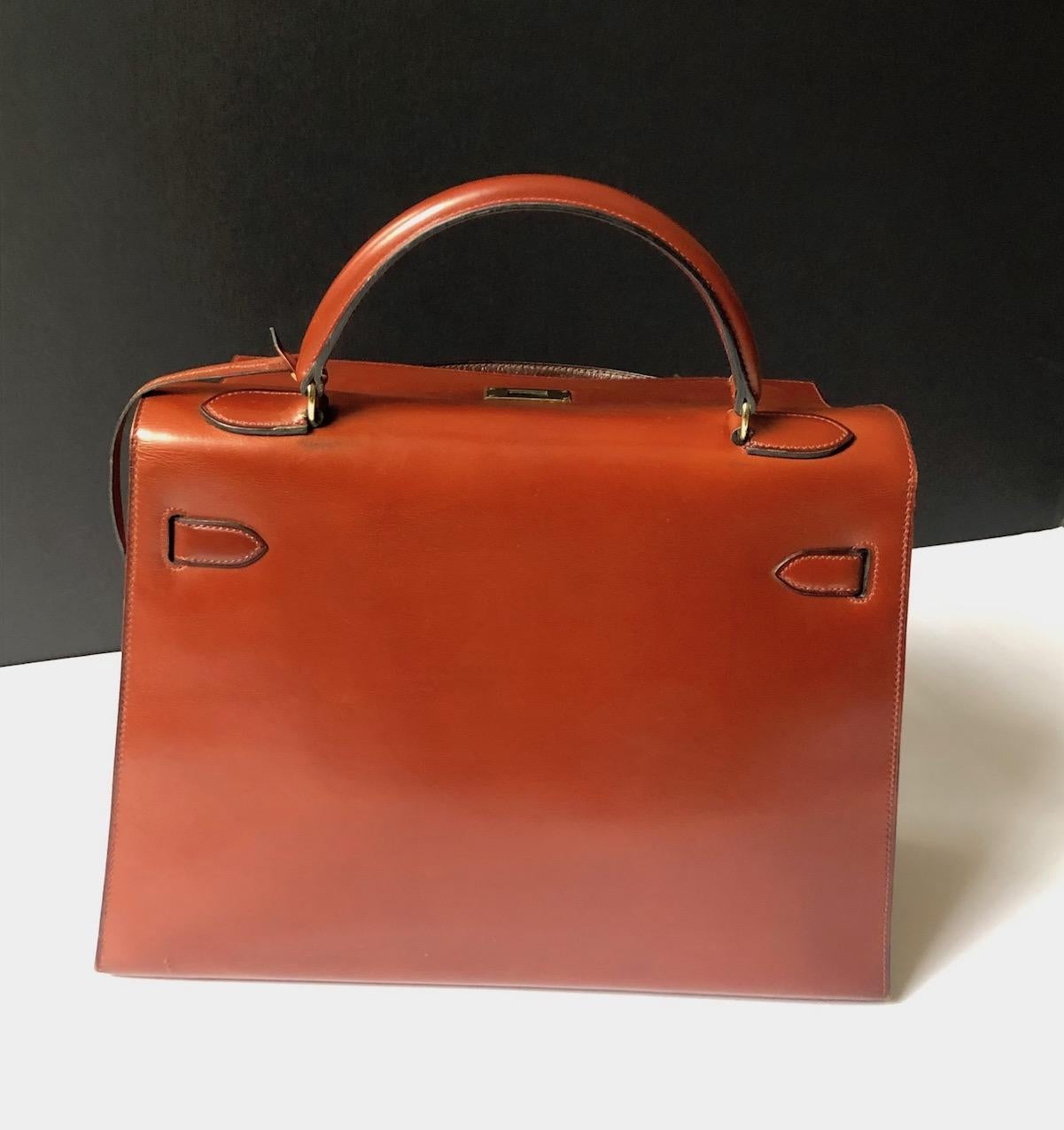 Women's HERMÈS Vintage Kelly 32 Box Calf Sellier Leather Gold Hardware Cognac Iconic Bag