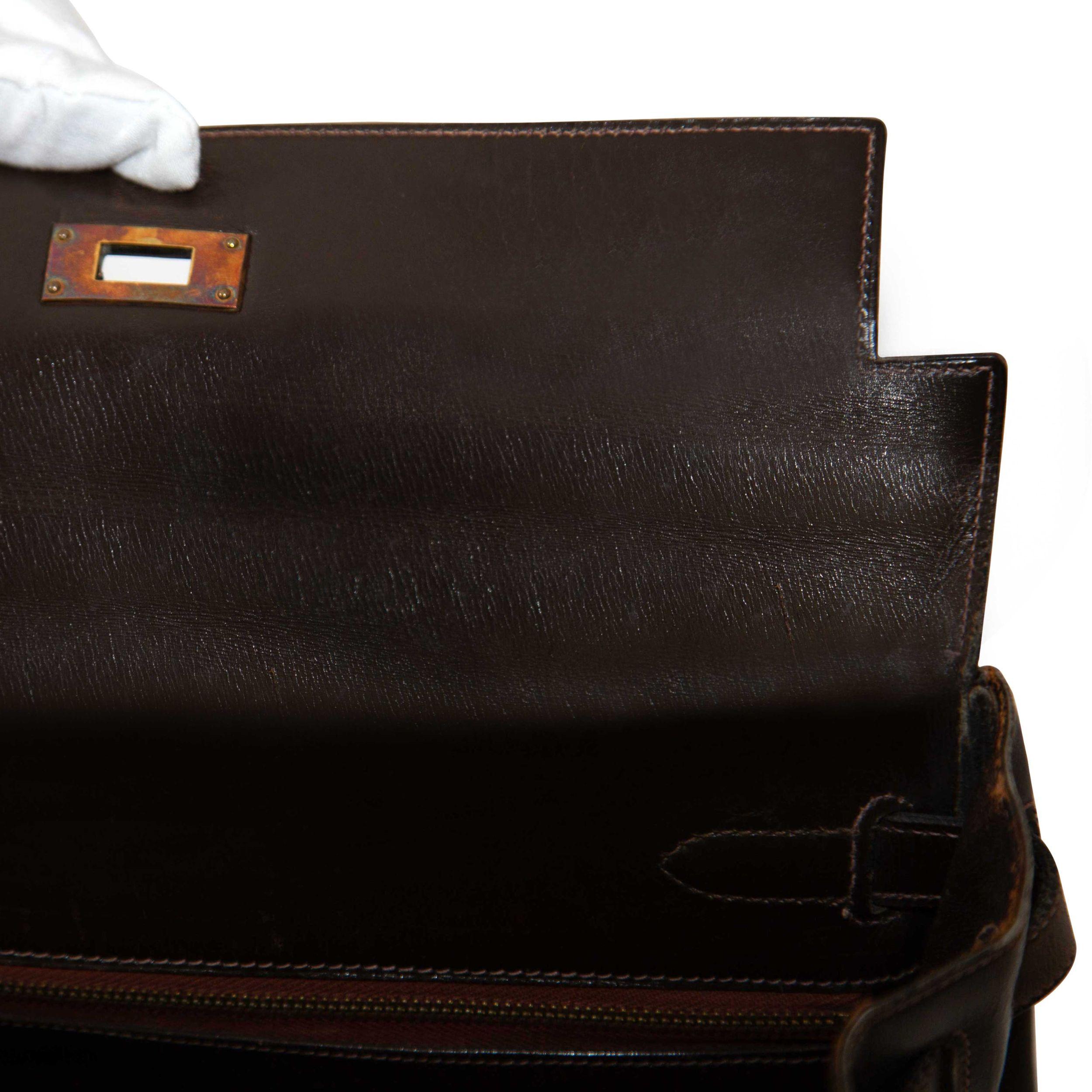 Women's or Men's Hermès Vintage Kelly 32 Retourne Brown Box GHW
