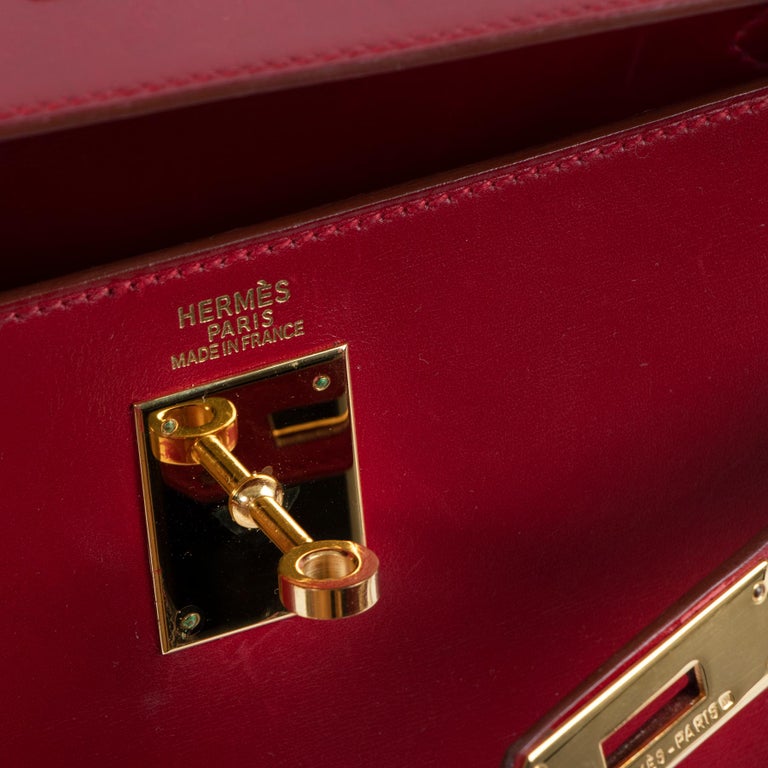 Hermès Vintage 1995 Kelly Bag - Rouge Vif Tadelakt Leather Retourne with  Gold Hardware, 32cm 