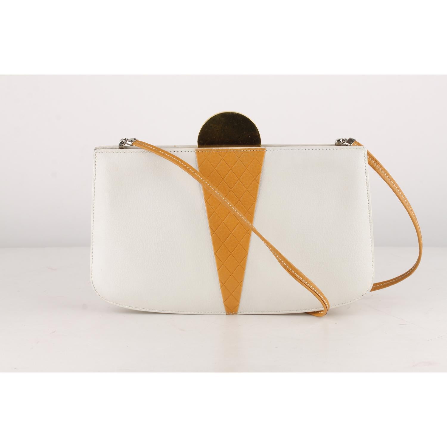 Hermes Vintage Leather Sac a Malice Ice Cream Clutch Shoulder Bag

Material: Leather
Color: White
Model : Sac a Malice
Gender: Women
Country of Manufacture: France
Size: Small
Bag Depth: 1.5 inches - 3,8 cm 
Bag Height: 5 inches - 14 cm 
Bag Length: