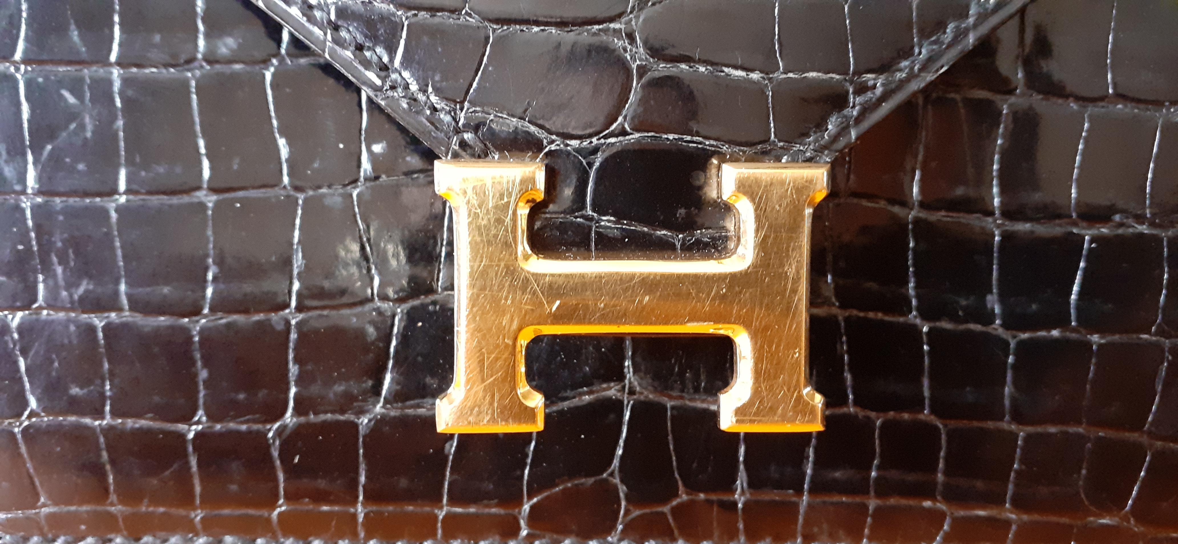 Hermès Vintage Lydie Bag Clutch 2 ways Black Shiny Crocodile Golden Hdw 9