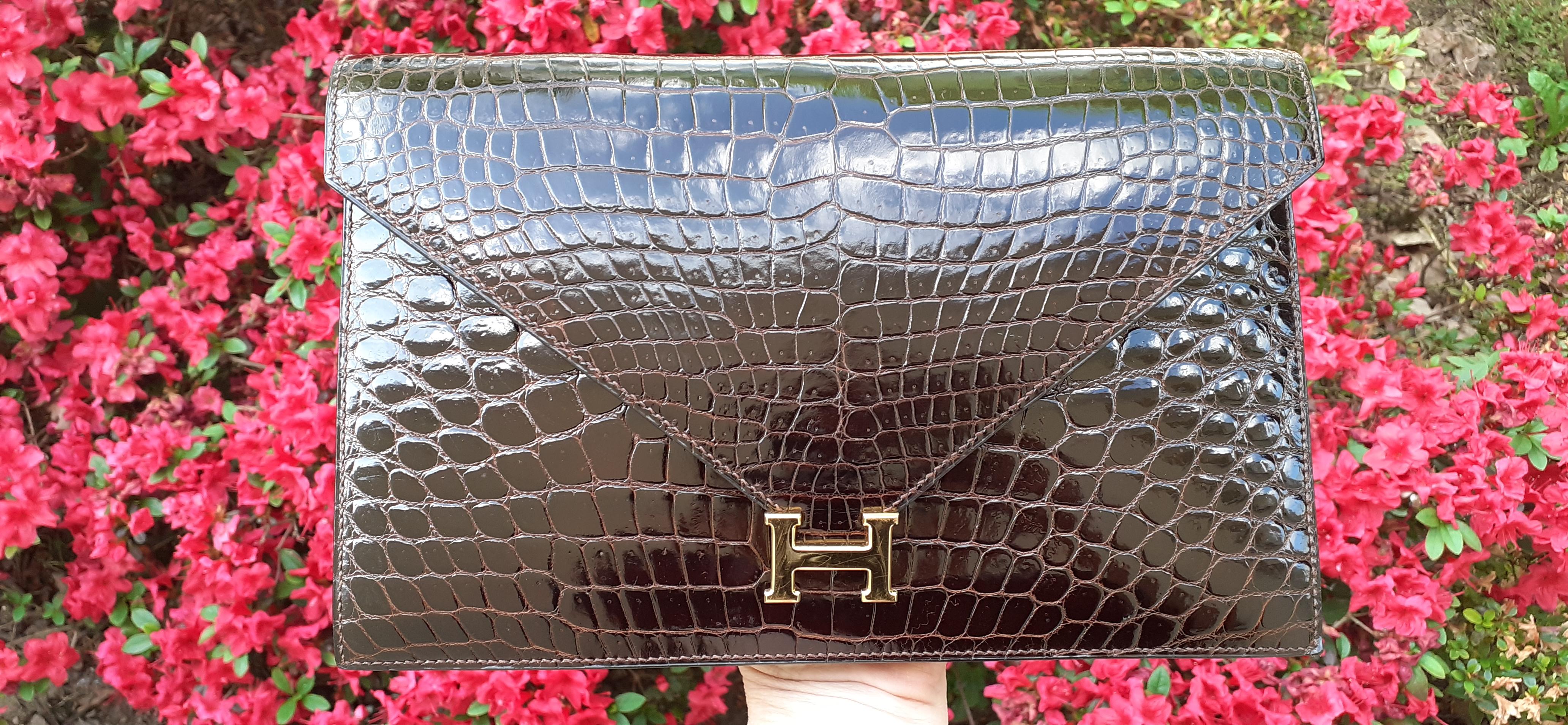 Hermès Vintage Lydie Bag Purse 2 ways Shiny Brown Crocodile Golden Hdw RARE 10