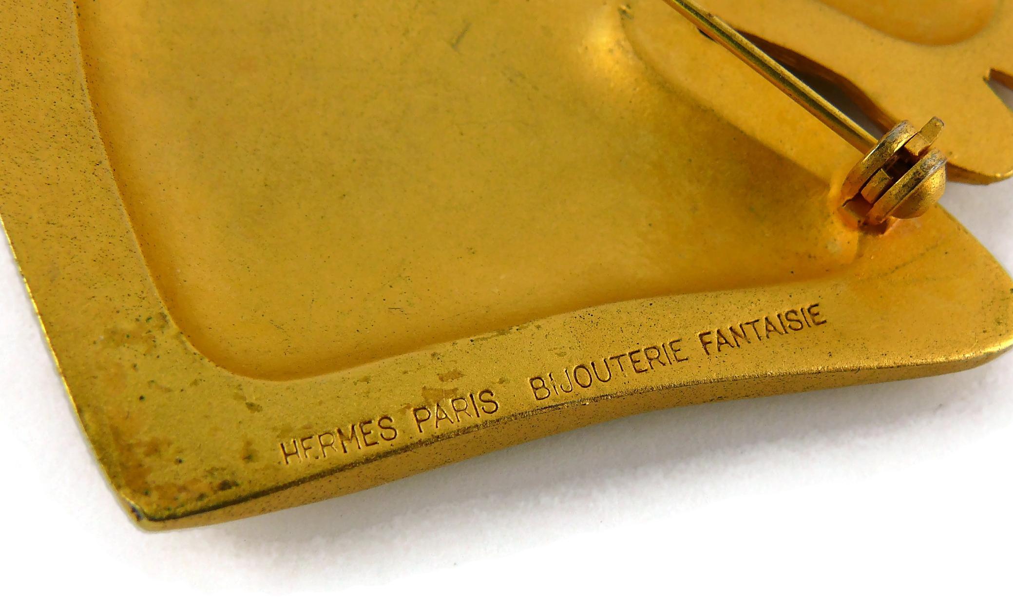 Hermes Vintage Massive Matte Gold Toned Horse Head Brooch 2