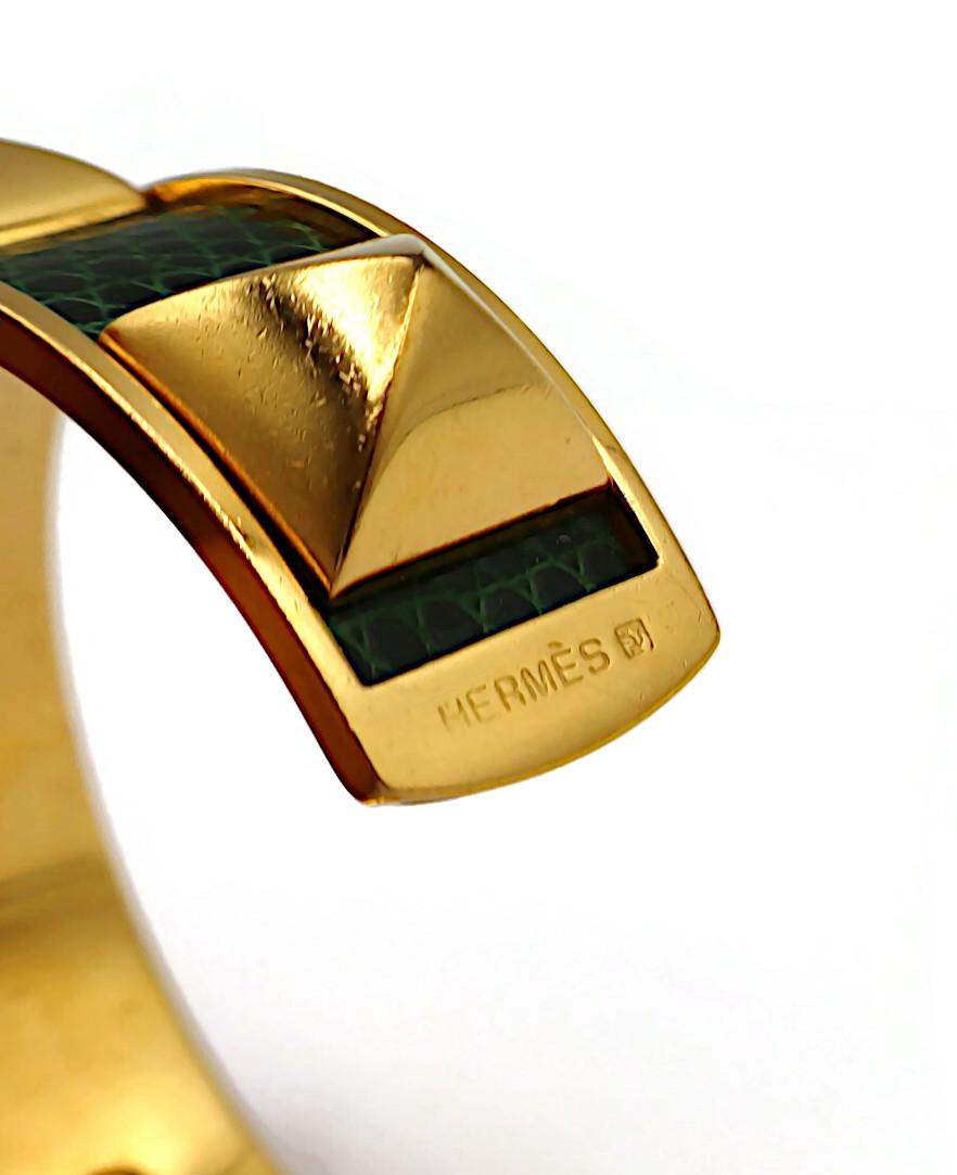 HERMÈS Bracelet jonc vintage Medor en cuir vert en vente 7