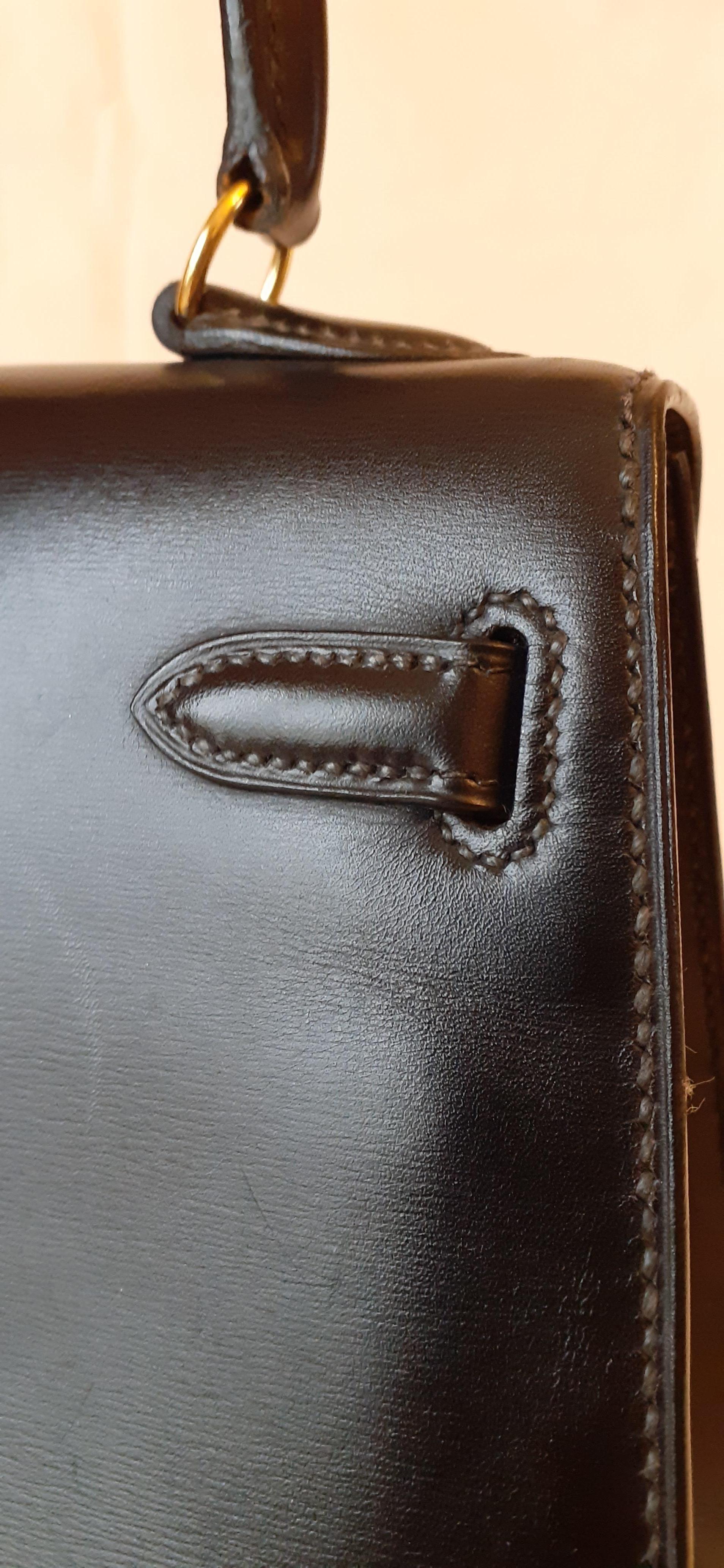 Women's Hermès Vintage Mini Kelly Sellier Bag Black Box Leather Ghw 20 cm
