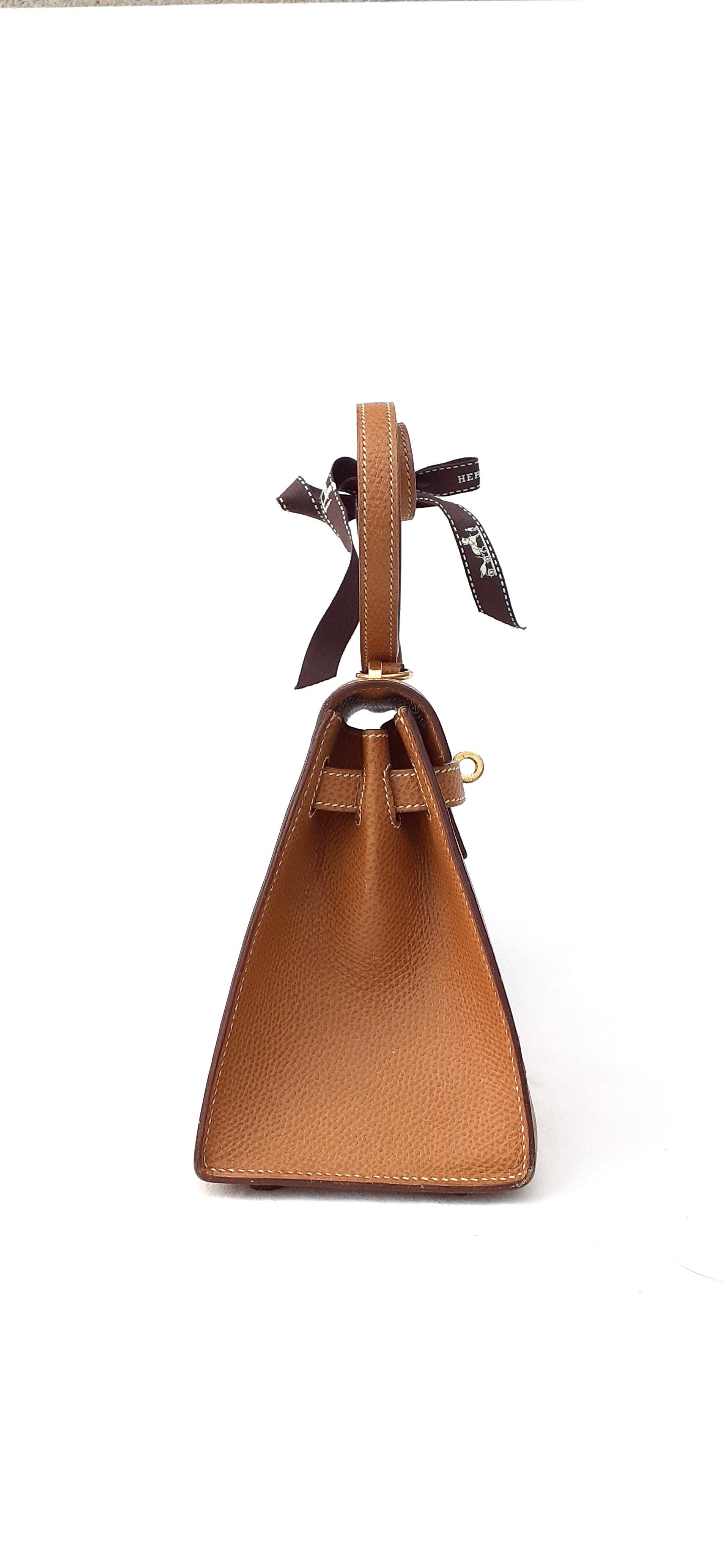Women's Hermès Vintage Mini Kelly Sellier Bag Gold Courchevel Ghw 20 cm 