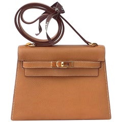 Hermès Vintage Mini Kelly Sellier Bag Gold Courchevel Ghw 20 cm 