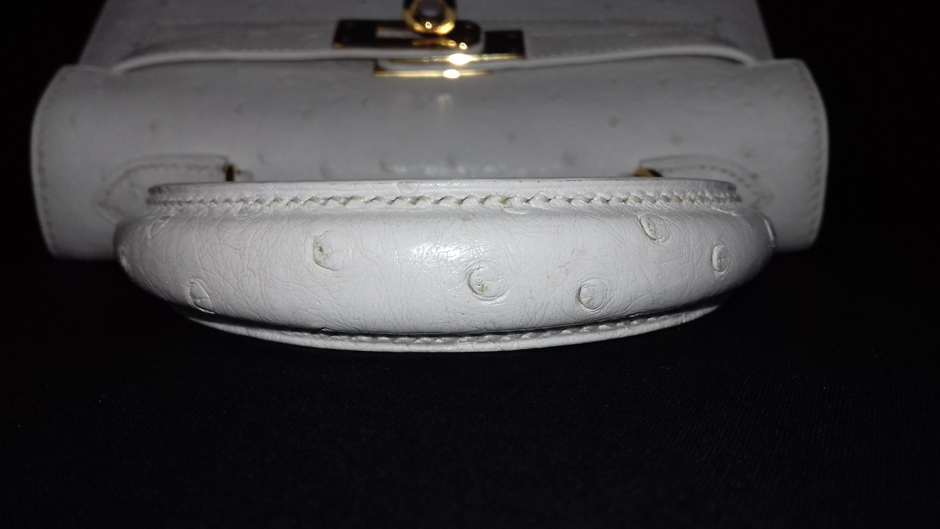 Hermès Vintage Mini Kelly Sellier White Ostrich Gold Hdw Handle & Strap 20 cm 2