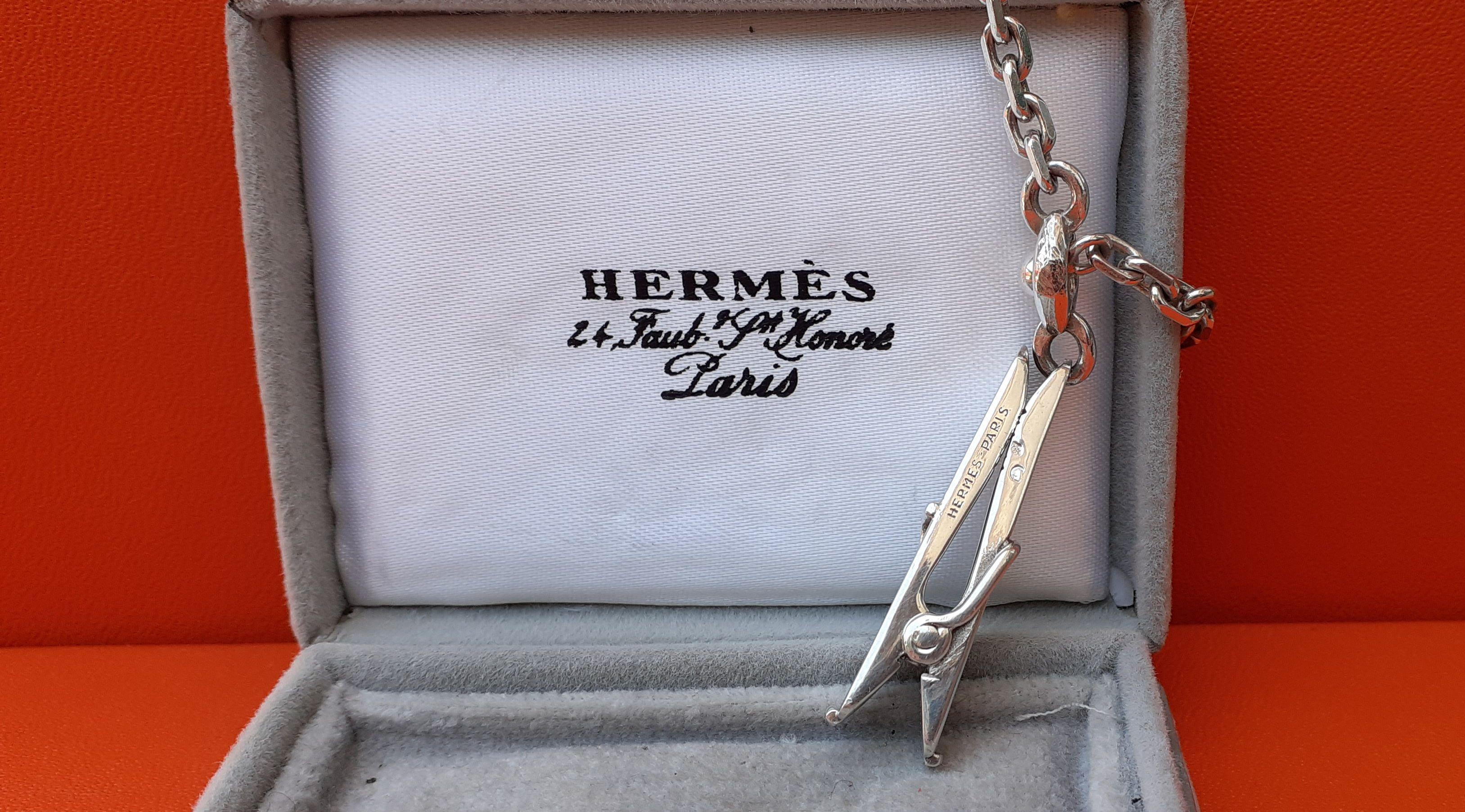 Hermès Vintage Money Clip Keychain Clothespin Shape in Silver RARE 3