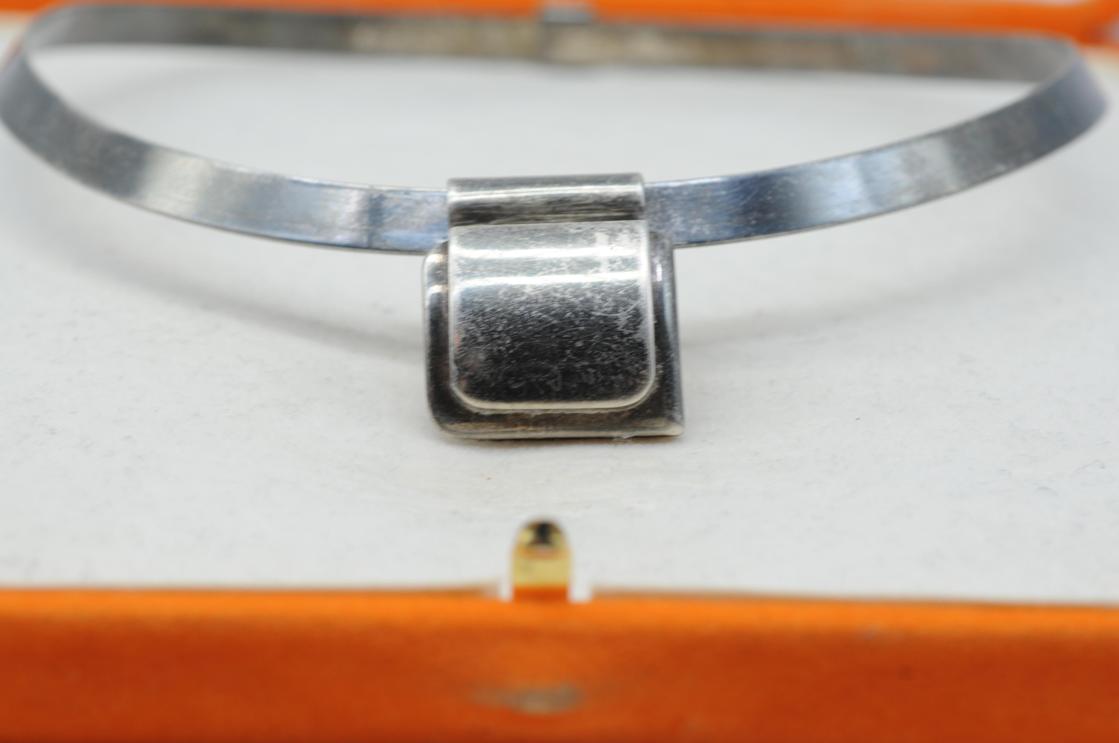 Hermès Vintage-Halskette aus Silber im Angebot 1