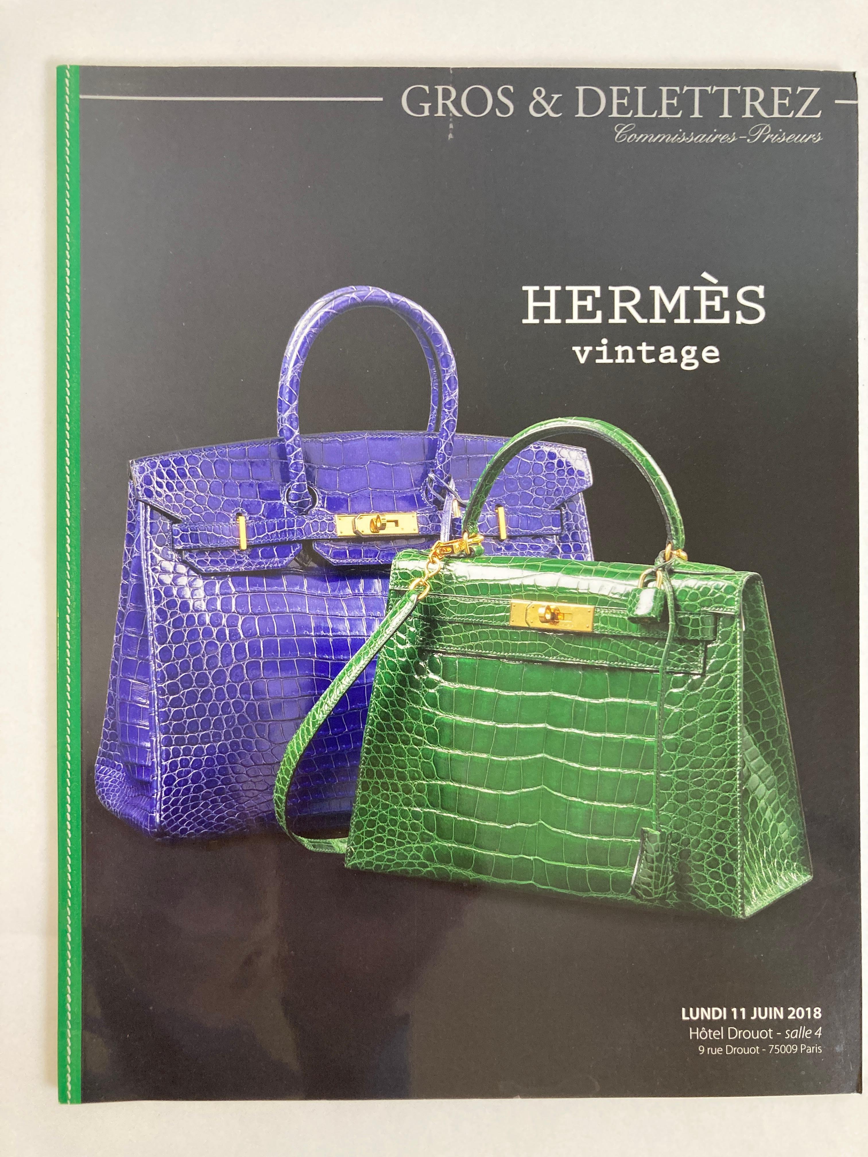 Paris Hermes Vintage Auction Catalog June 2018 Published by Gros & Delettrez,
Hermes Vintage Paris Auction Catalog 2018.
Published by Gros & Delettrez.
Title: Hermes Vintage Paris Auction Catalog 2018.
Binding: Soft cover
92 Pages.
603 lots Gros &