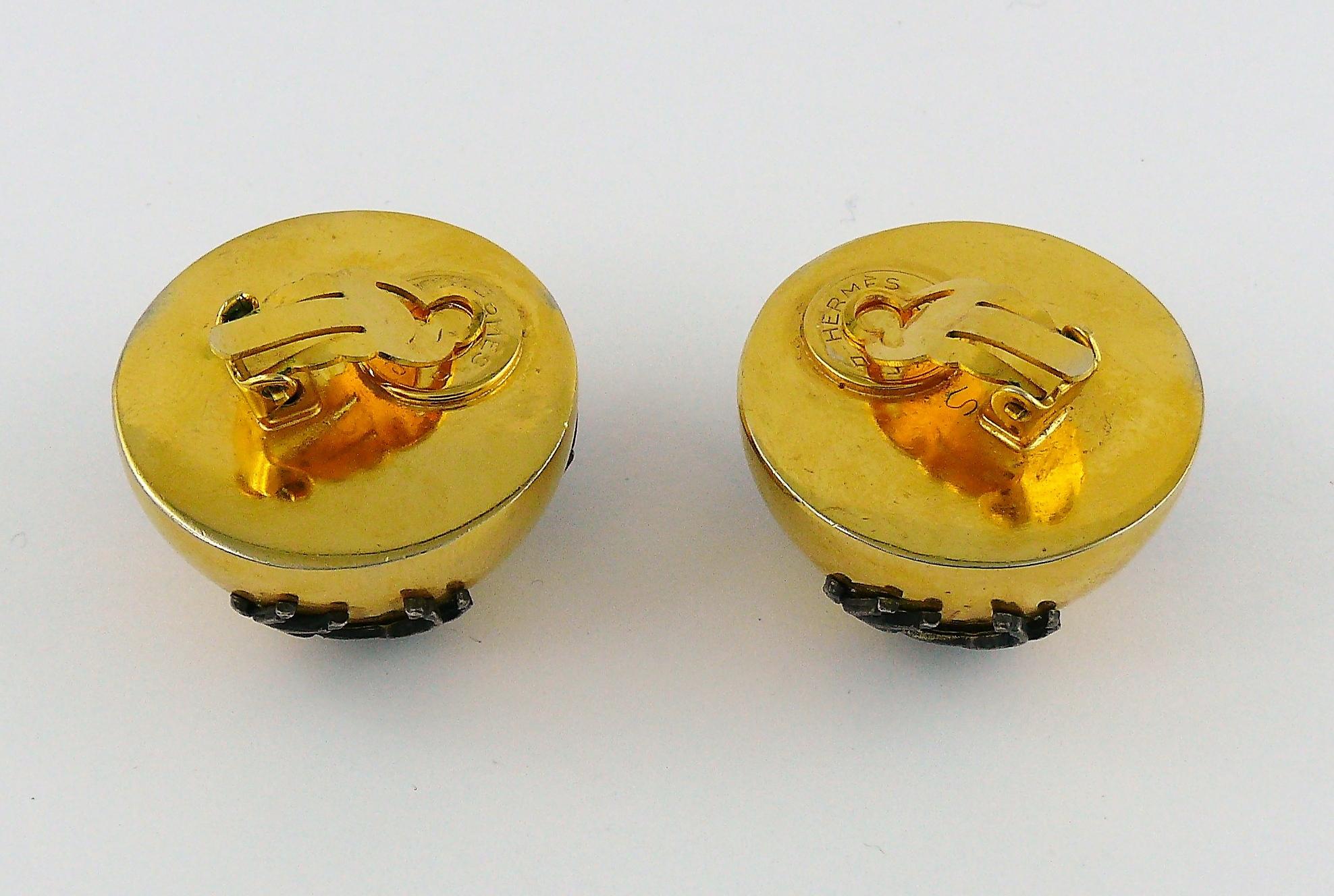 Hermes Vintage Pegasus Dome Clip On Earrings 2