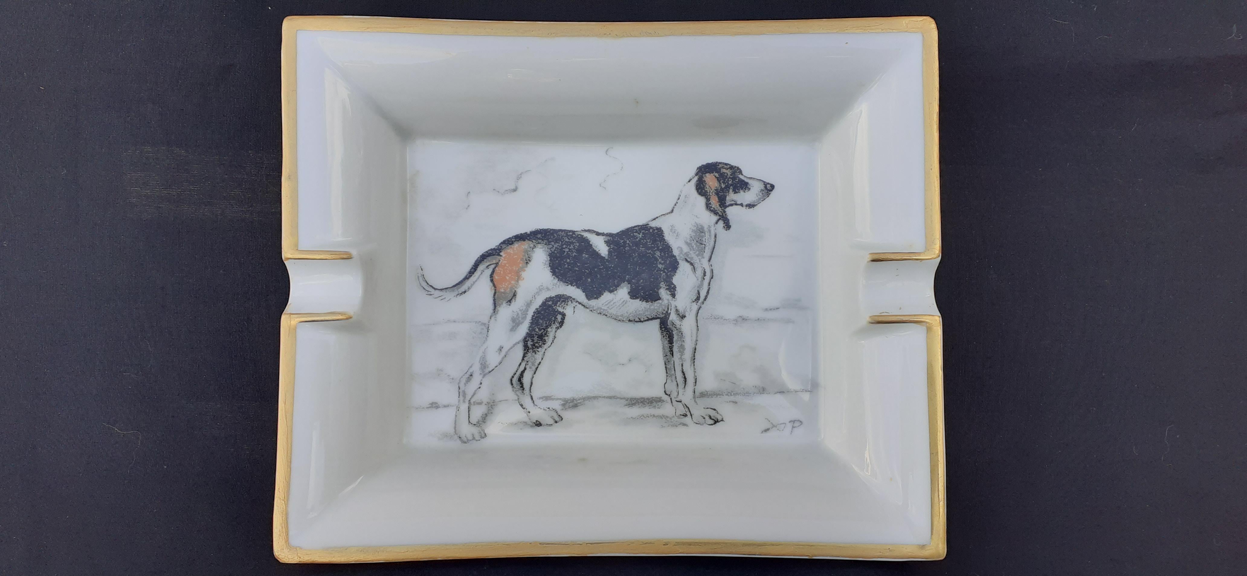 Rare Authentic Hermès Ashtray

Pattern: Hunting Dog

Made in France

Made of Porcelain and Golden Edges

Colorways: White, Brown, Black

