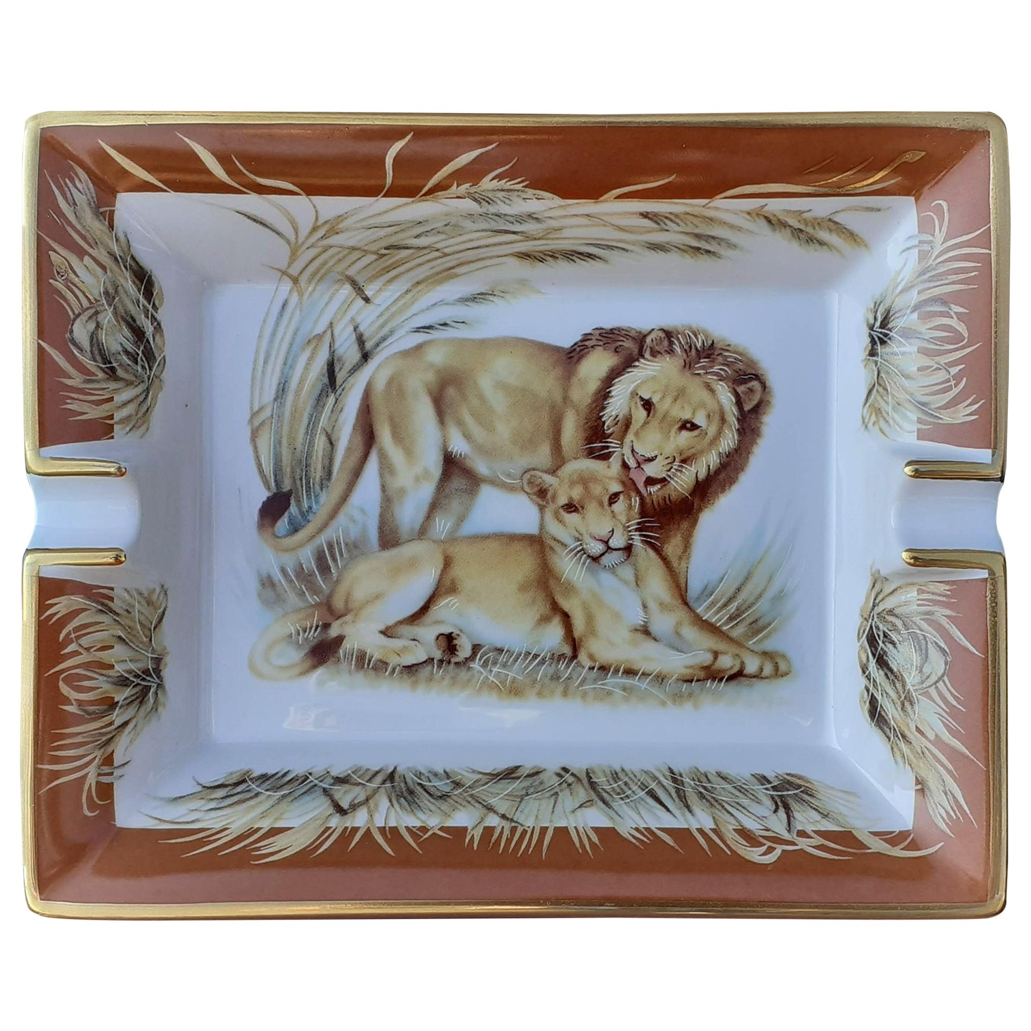 Hermès Vintage Porcelain Ashtray Change Tray Lion and Lioness Pattern