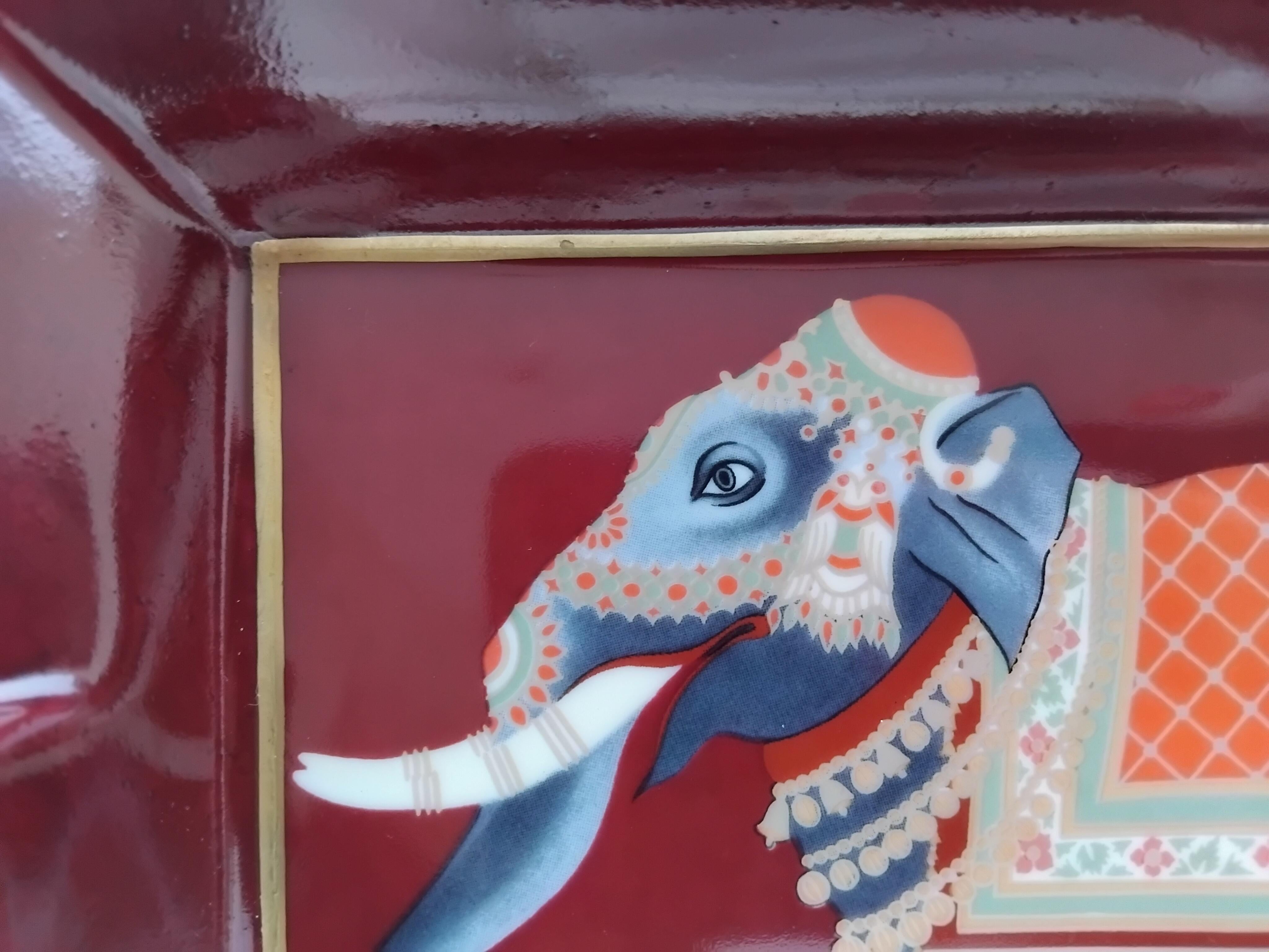 Hermès Vintage Porzellan Zigarren Aschenbecher ändern Tablett Elefant Indien Asien (Braun) im Angebot