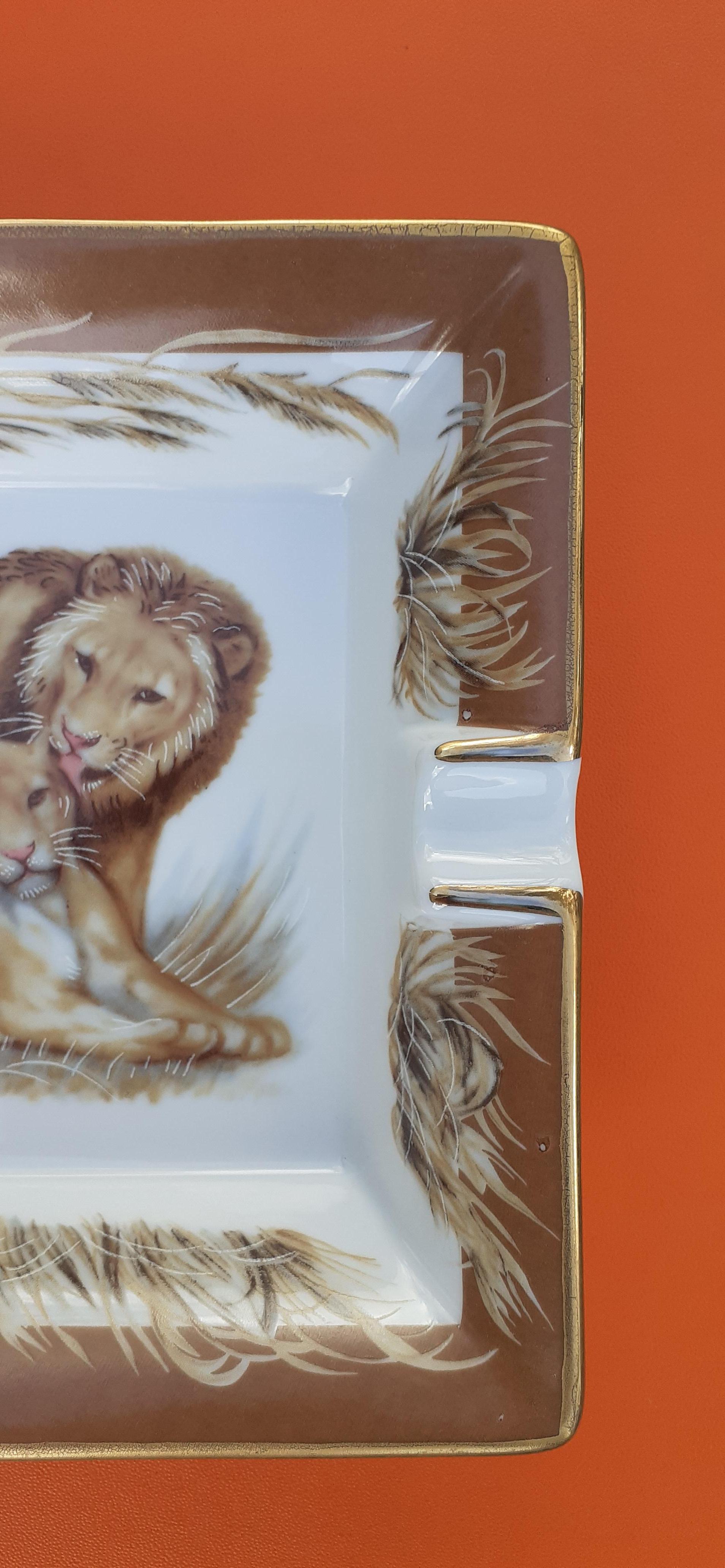 Hermès Vintage Porcelain Cigar Ashtray Change Tray Lion and Lioness Pattern 1