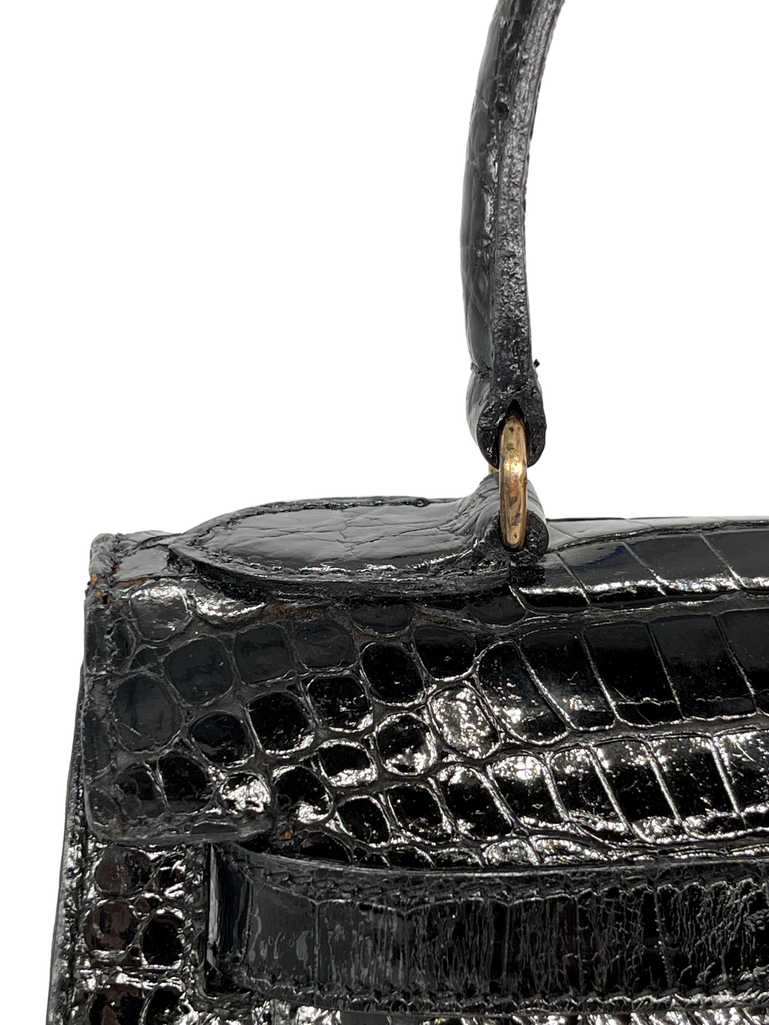 Hermès Kelly Bag aus glänzendem schwarzem Porosus-Krokodil mit Goldbeschlägen 28, 1940. im Angebot 10