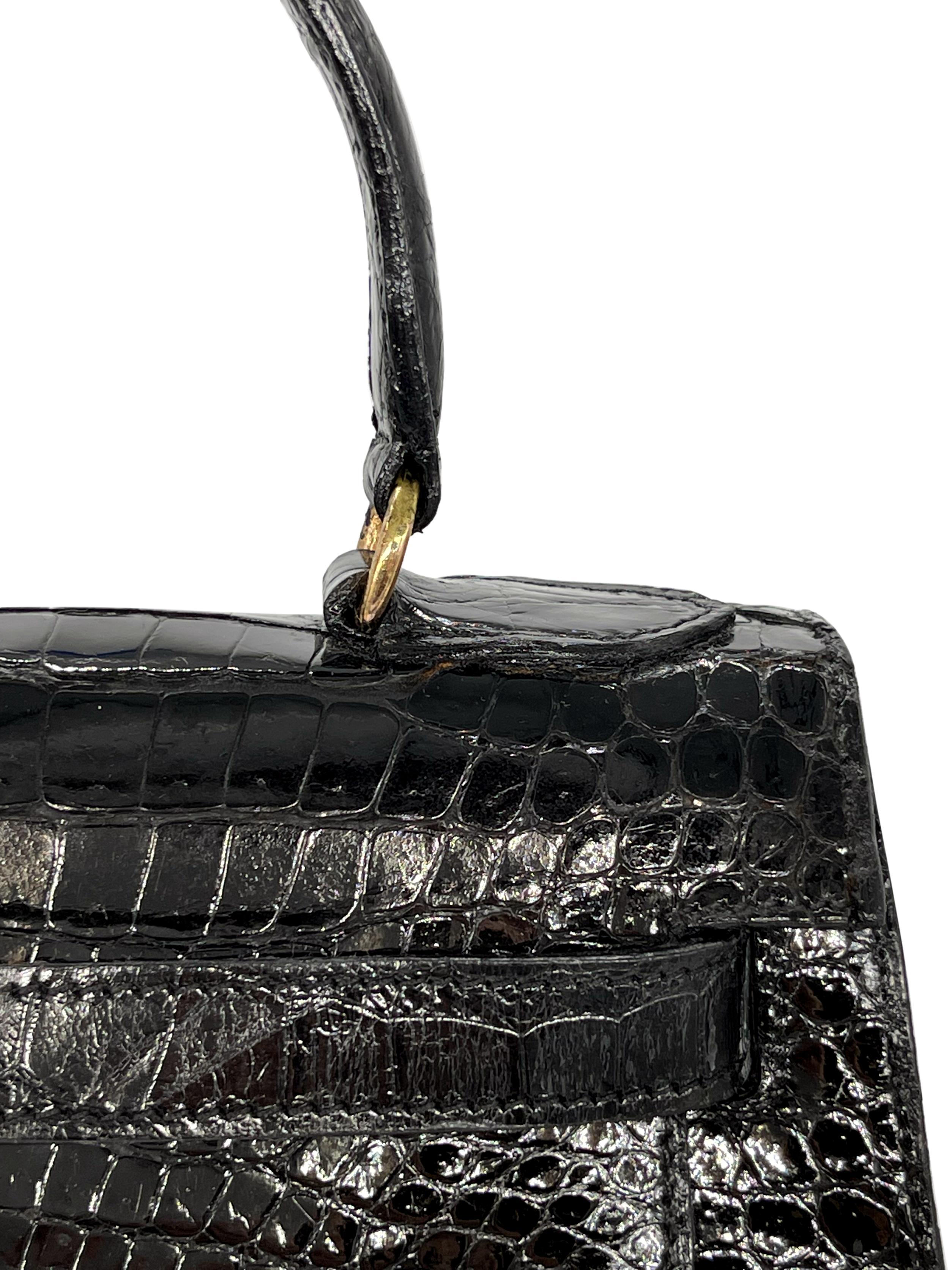 Hermès Kelly Bag aus glänzendem schwarzem Porosus-Krokodil mit Goldbeschlägen 28, 1940. im Angebot 11