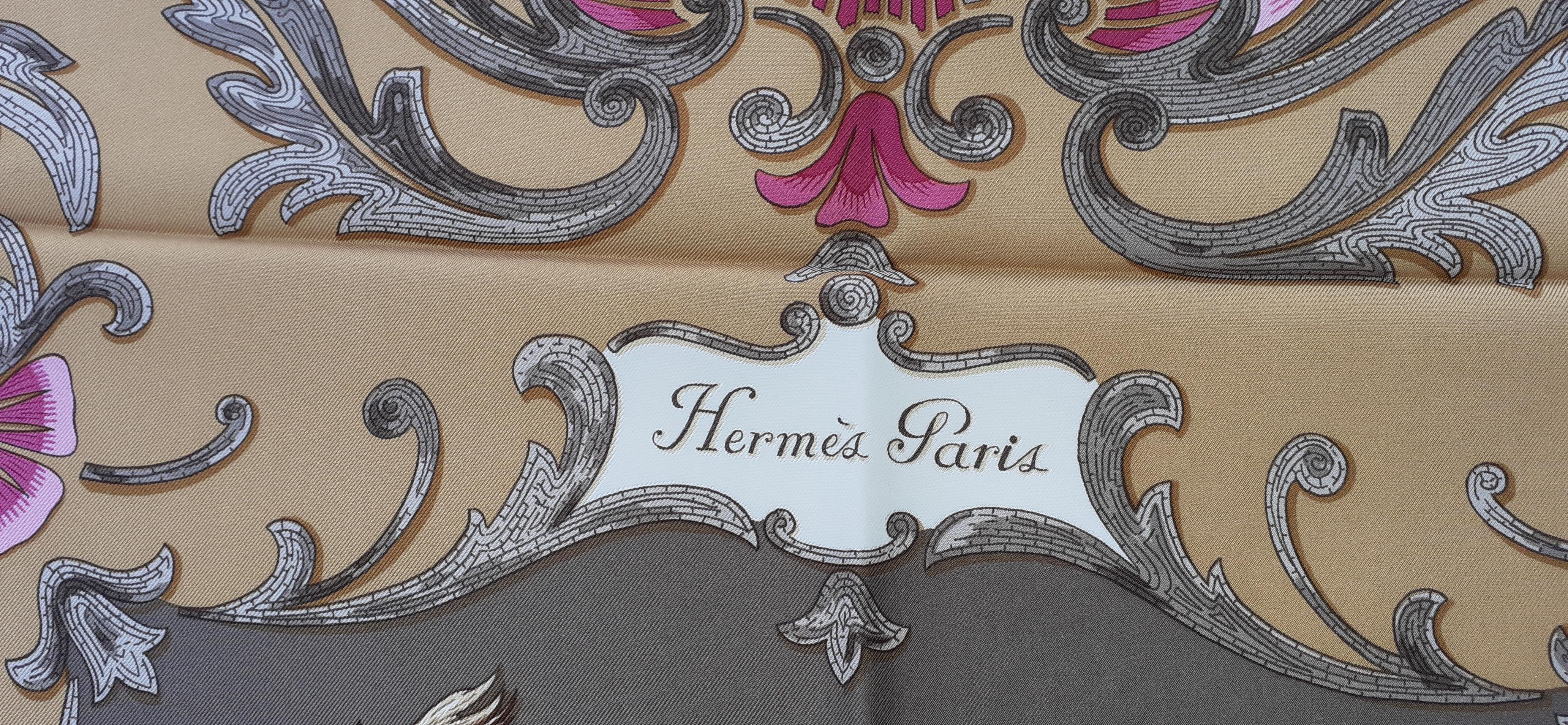 Hermès Vintage Silk Sarf Cheval Turc Vauzelles Lovely and Rare Colorways 90 cm For Sale 6